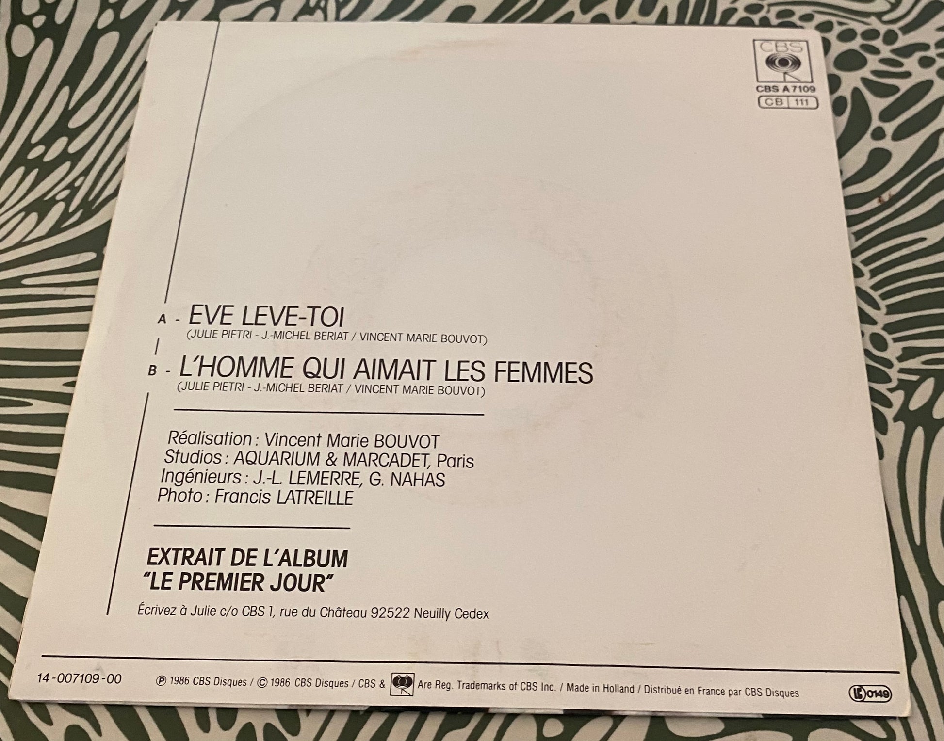 Disque vinyle 45 Tours Julie Pietrie. Ève lève toi.