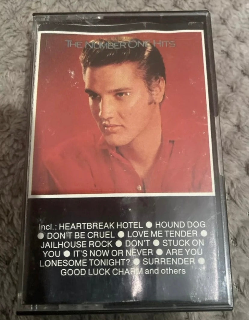 Cassette audio Elvis Presley. The number One hits PK86382 RCA Ariola