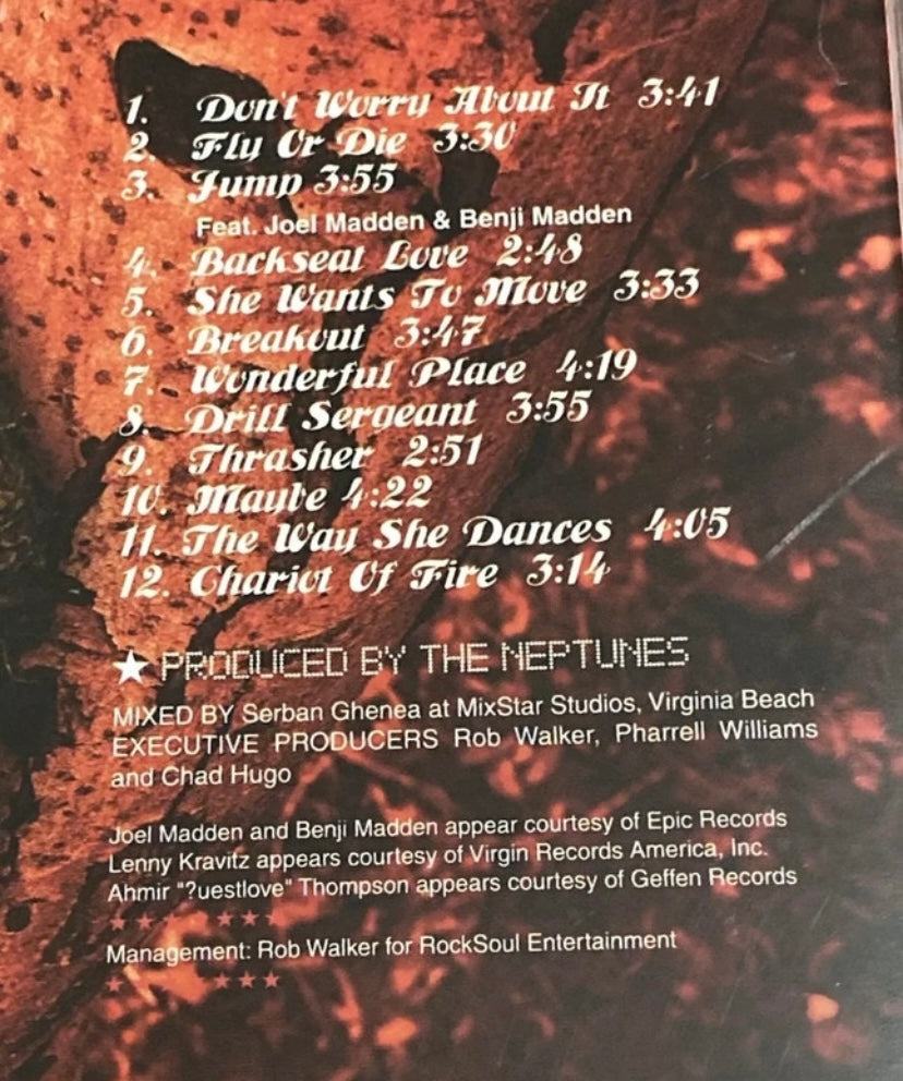 CD musique import N. E. R. D.  Pharell Williams. Fly or die