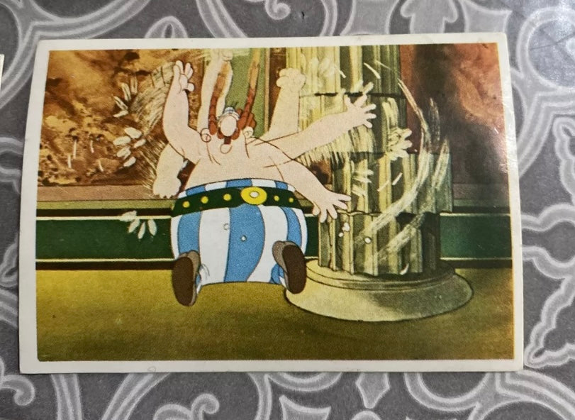 Images anciennes Bruce Lee. Astérix. Karaté. Images Self Lot de 3