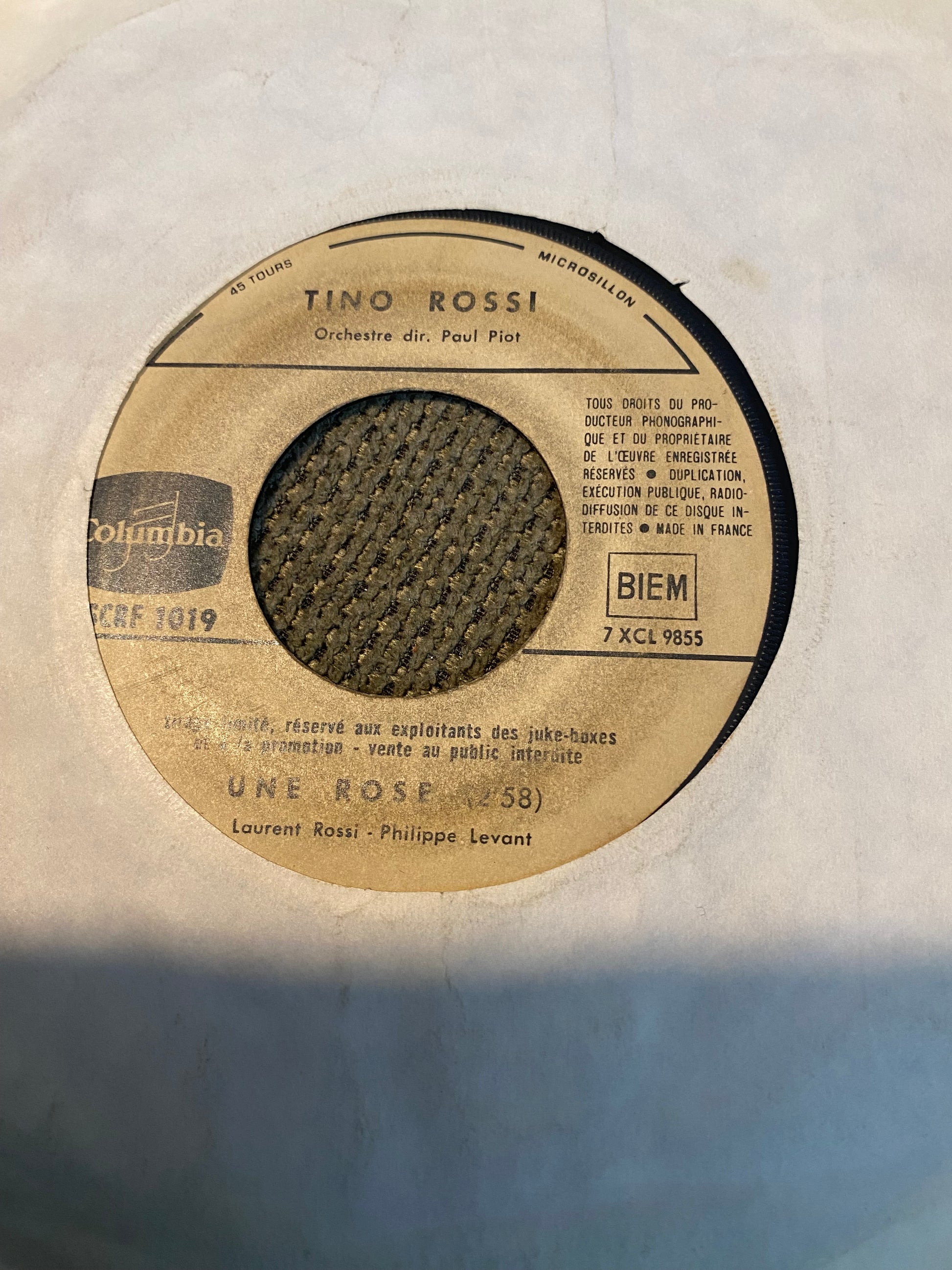 Disque vinyle 45 tours Tino Rossi. Une rose