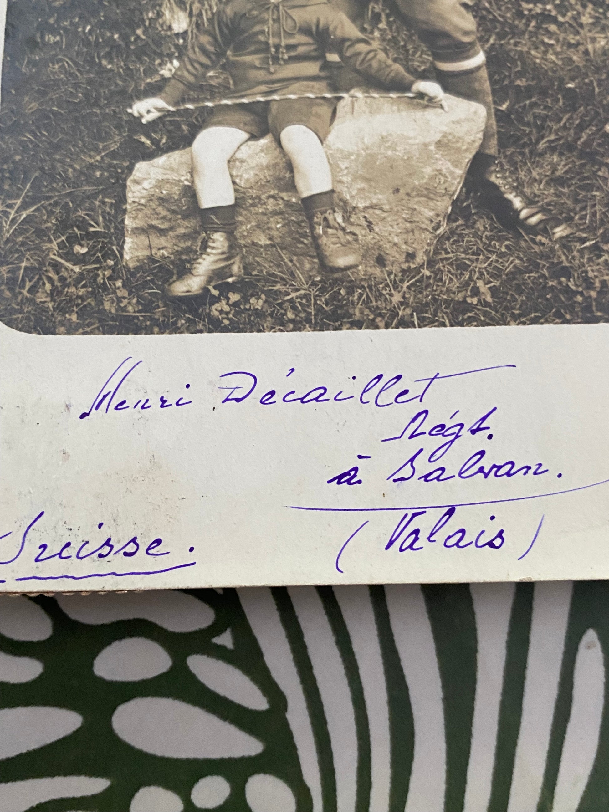 Carte postale ancienne Henri Decaillet. Régiment à Sabran. Valais. Suisse 1ere guerre mondiale