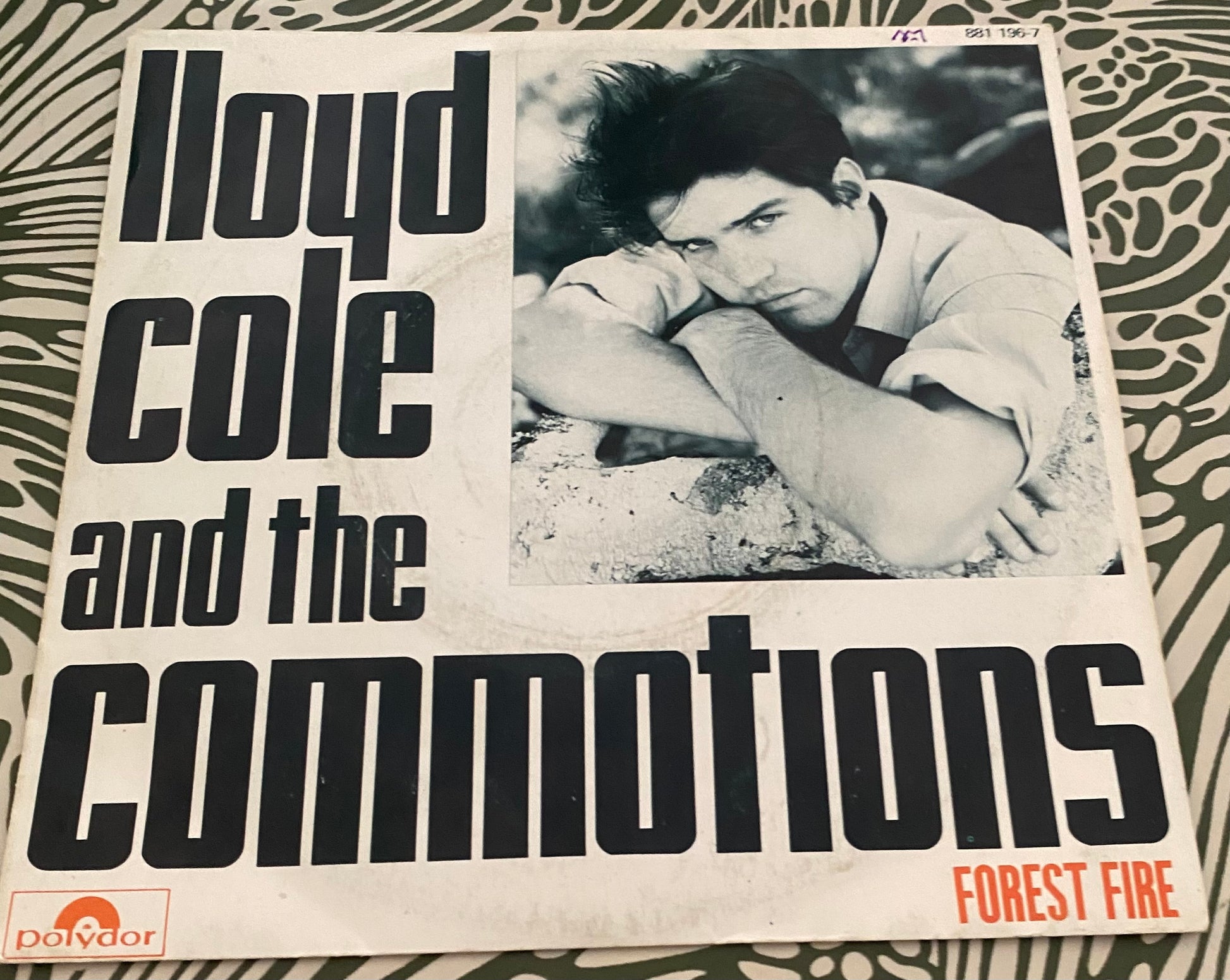Disque vinyle 45 Tours Lloyd Cole And the Commotions. Forest fire.