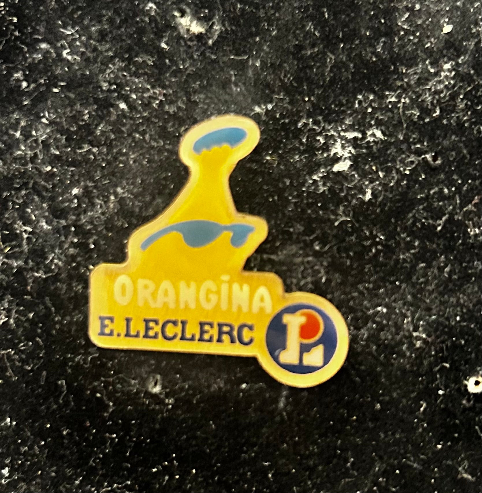 Pin’s Orangina E. Leclerc