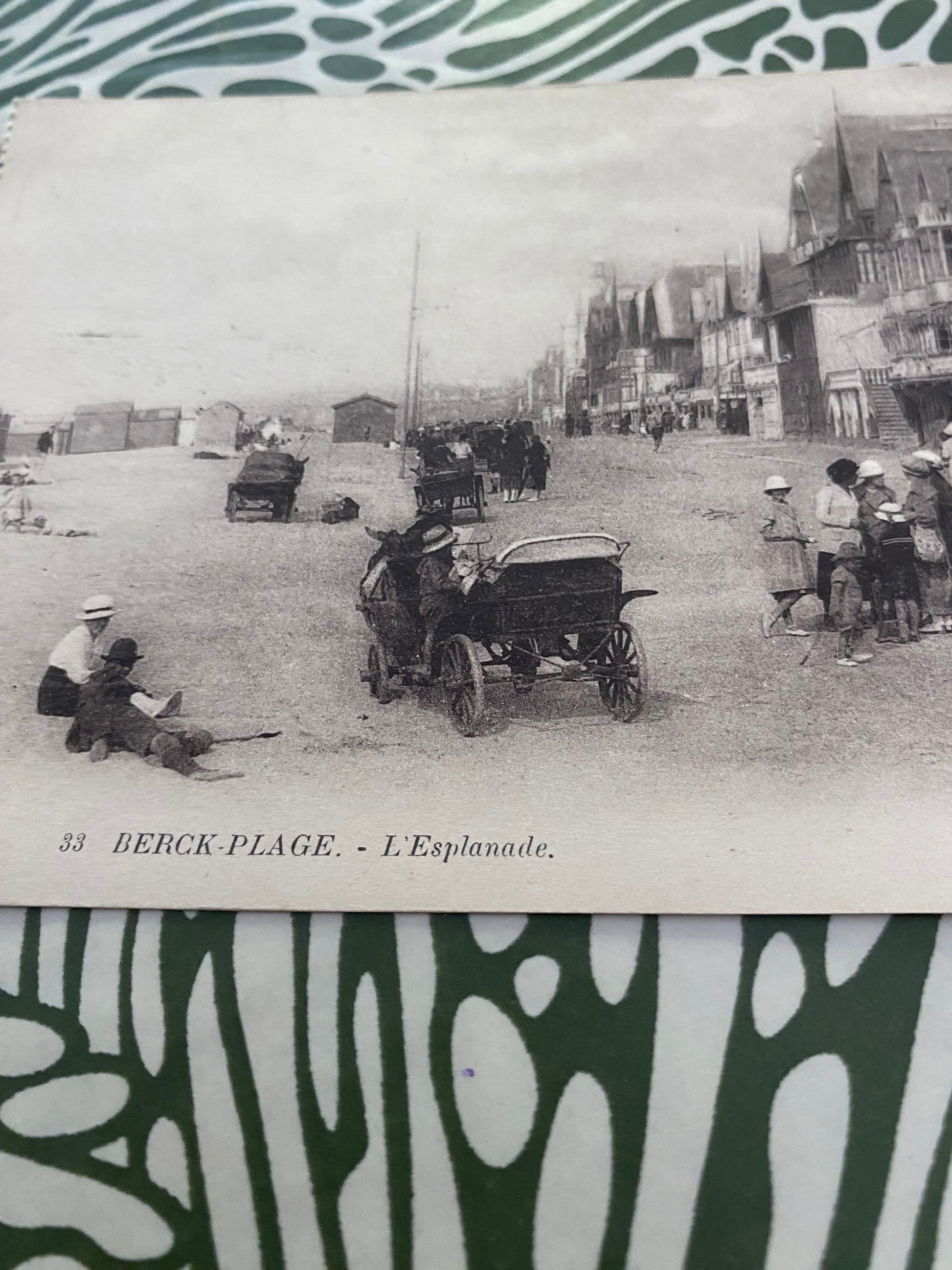 Carte postale ancienne Berck Plage. L’Esplanade.