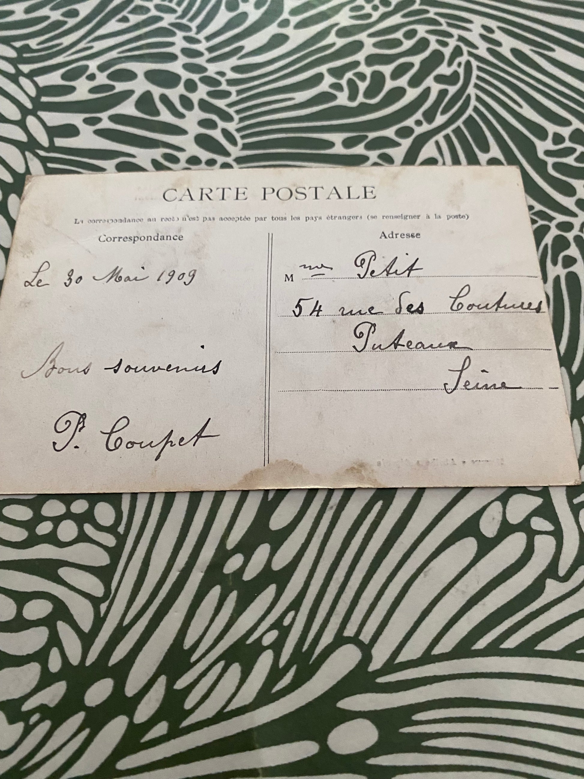 Carte postale ancienne Enghien les Bains. Parc de l’Etablissement Thermale