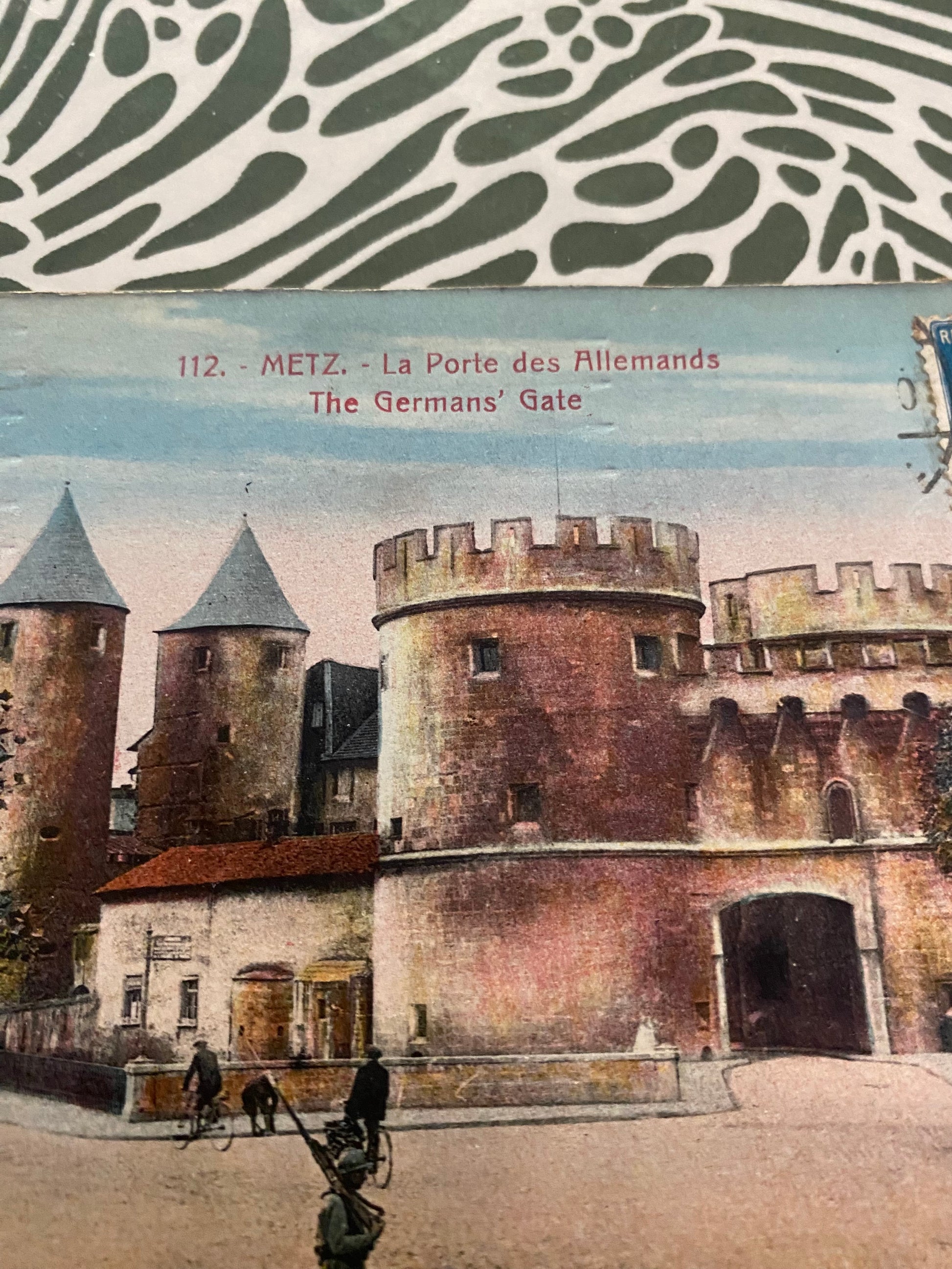 Carte postale ancienne Metz. La porte des allemands