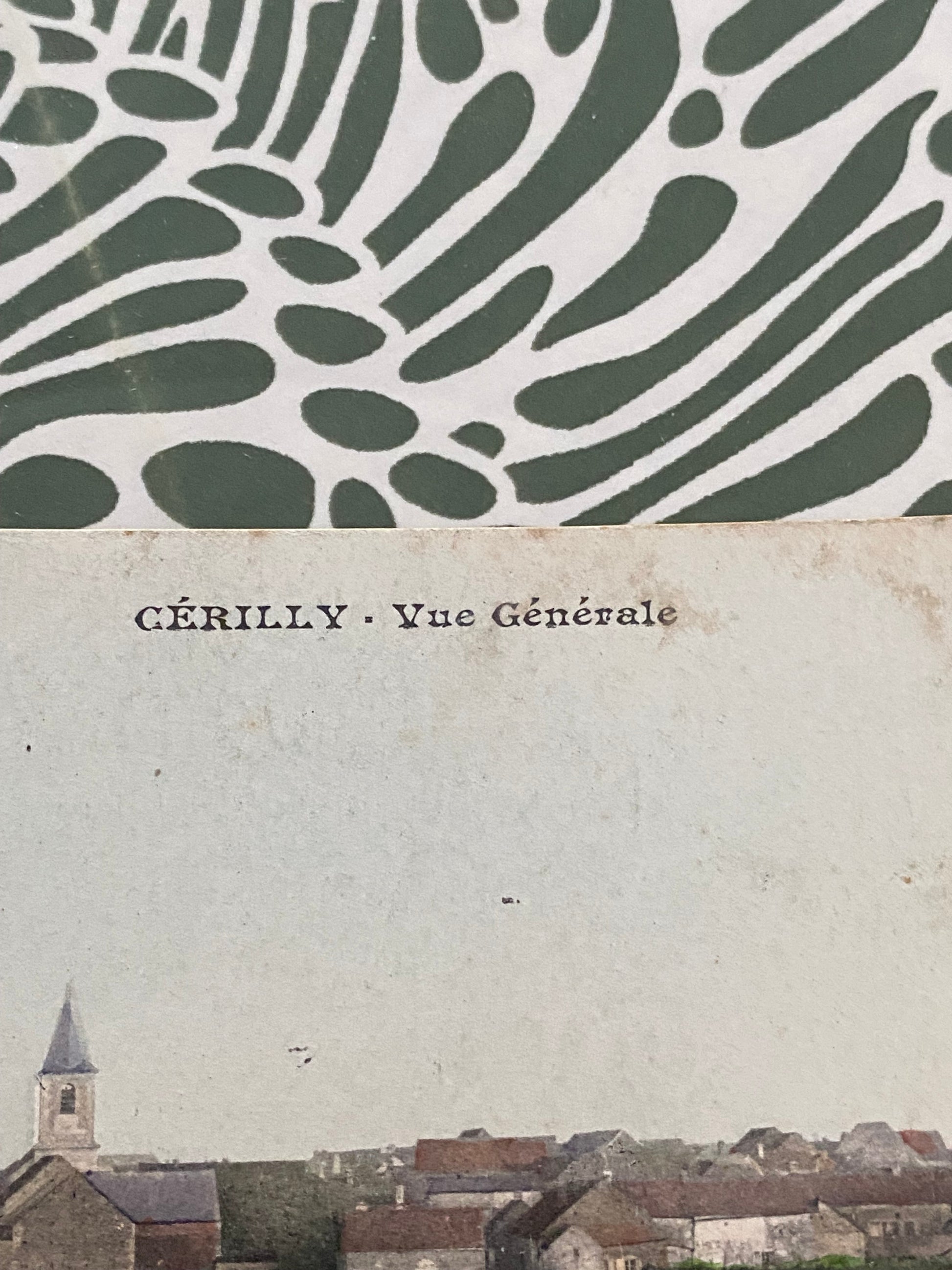 Carte postale ancienne Cérilly. Vue générale