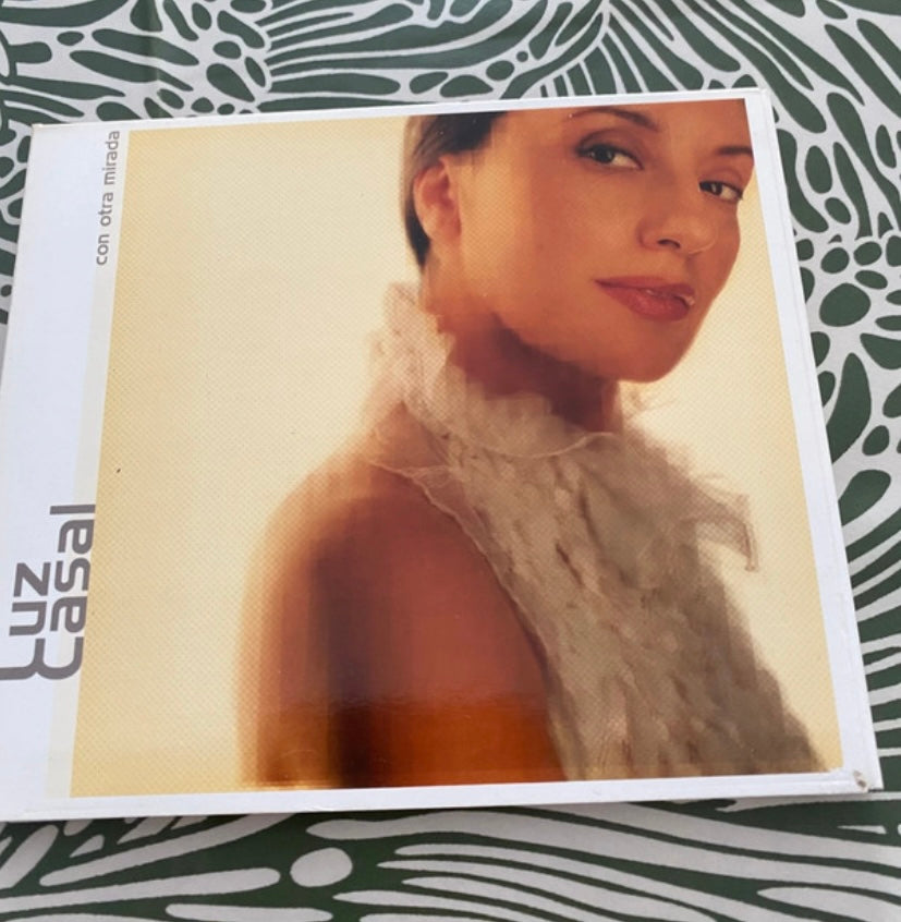 CD musique Luz Casal. Con otra mirada