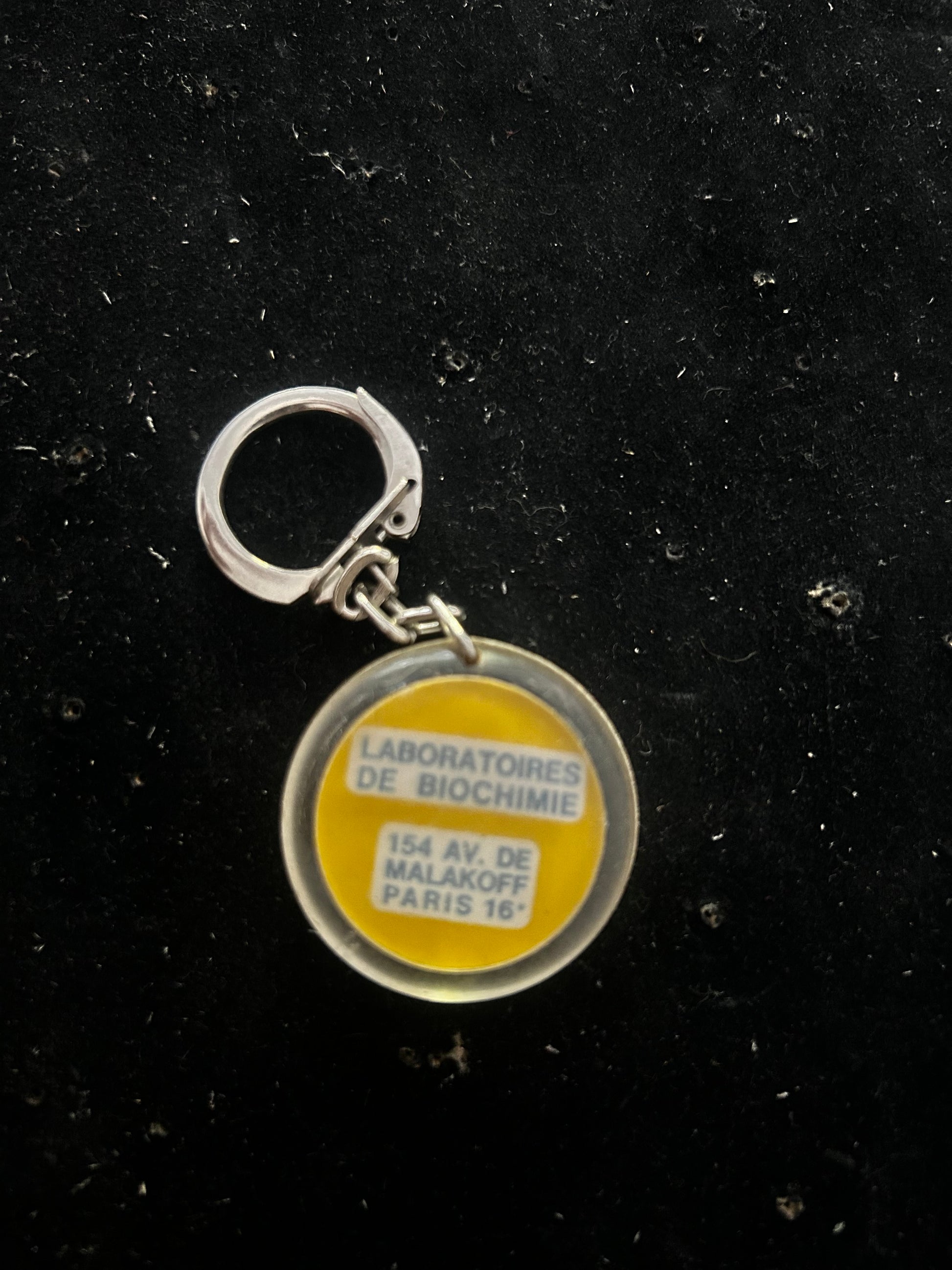 Porte clefs ancien Laboratoire de Biologie
