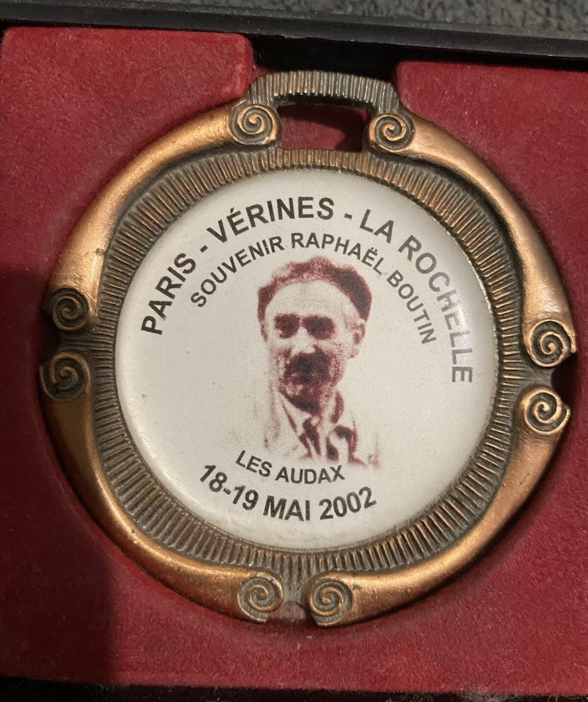 Médaille ancienne souvenir Raphaël Boutin Paris Verines La Rochelle
