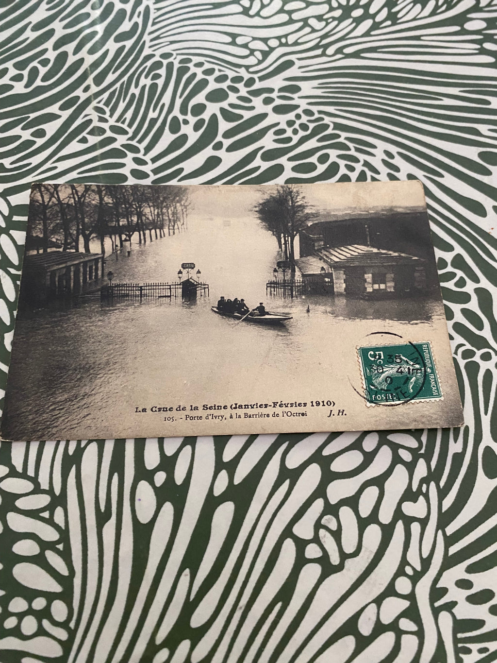 Carte postale ancienne Porte d’Ivry. La crue de la Seine. Janvier février 1910