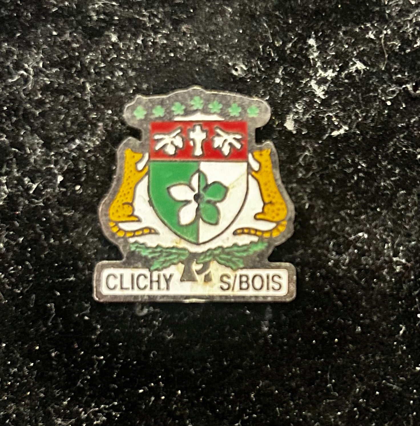Pin’s ancien écusson Clichy Sous Bois