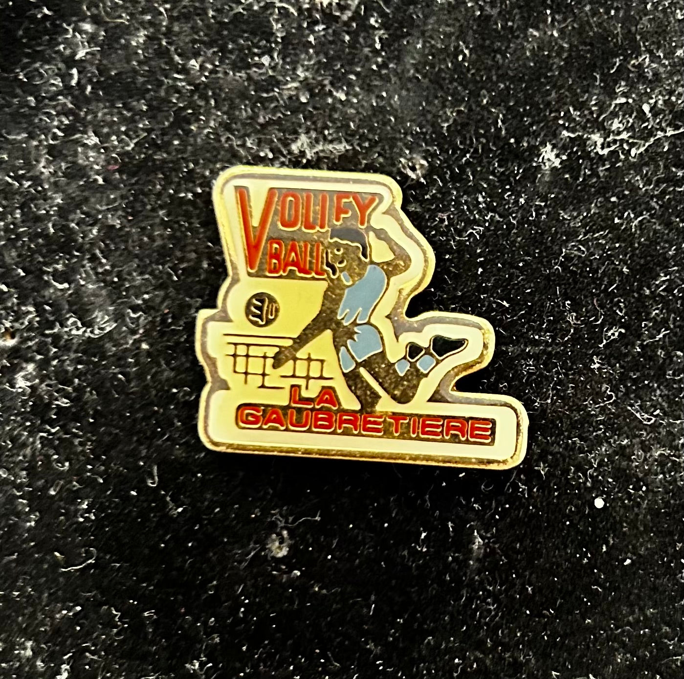 Pin’s ancien de collection Volify Ball Gaubretiere
