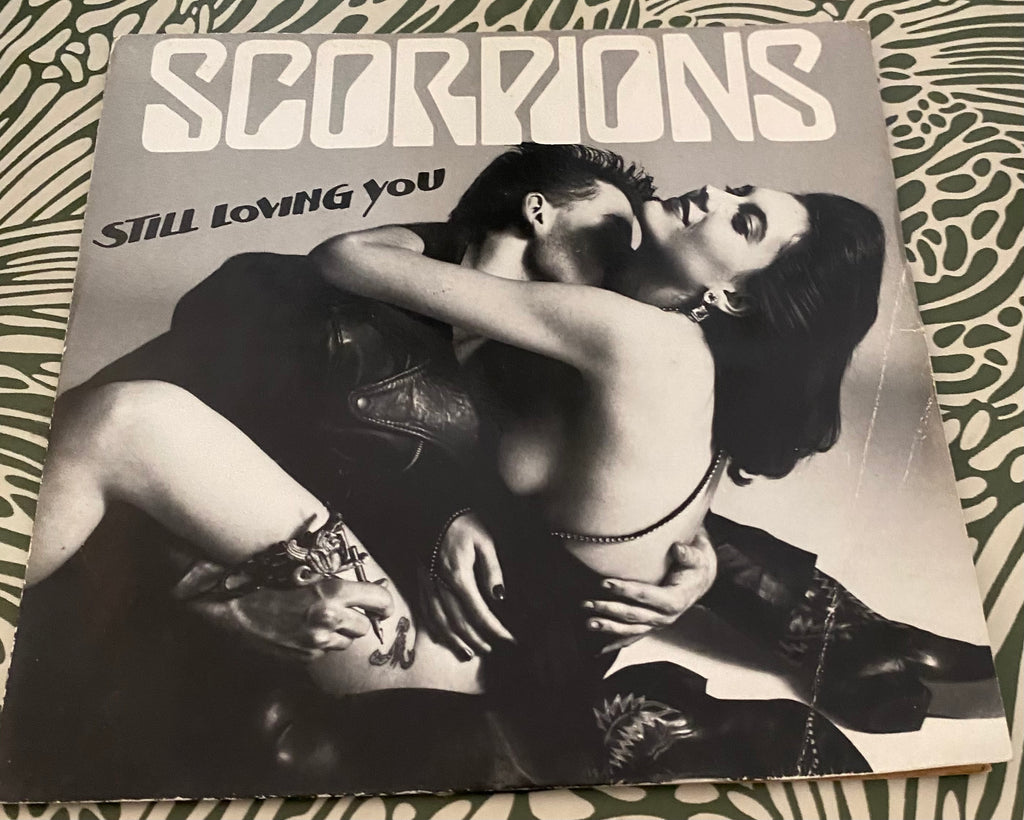 Disque vinyle 45 Tours Scorpion. Still loving you