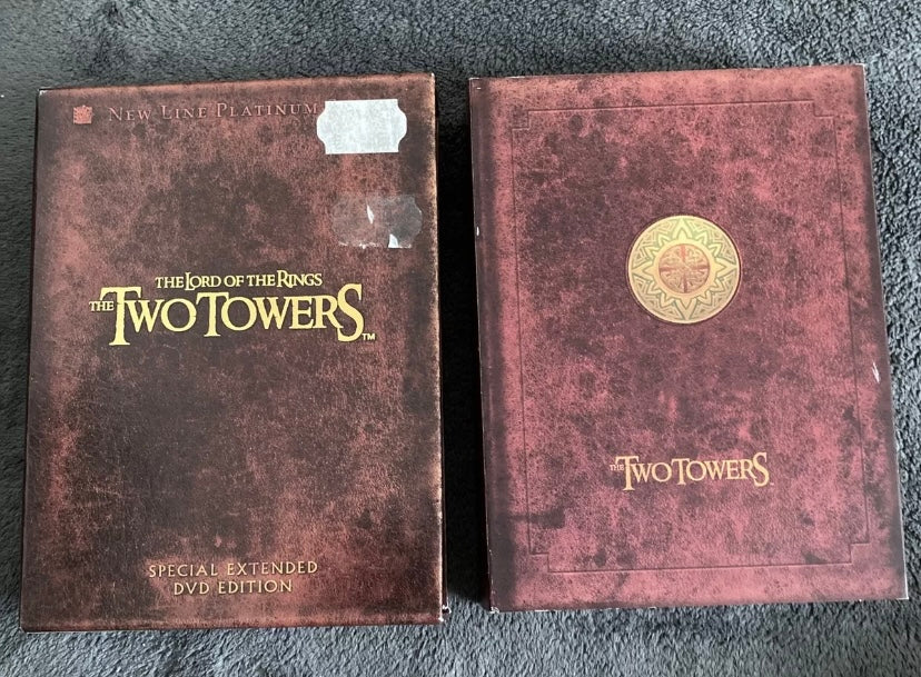 Coffret film, le seigneur des anneaux. The two towers en version originale anglais