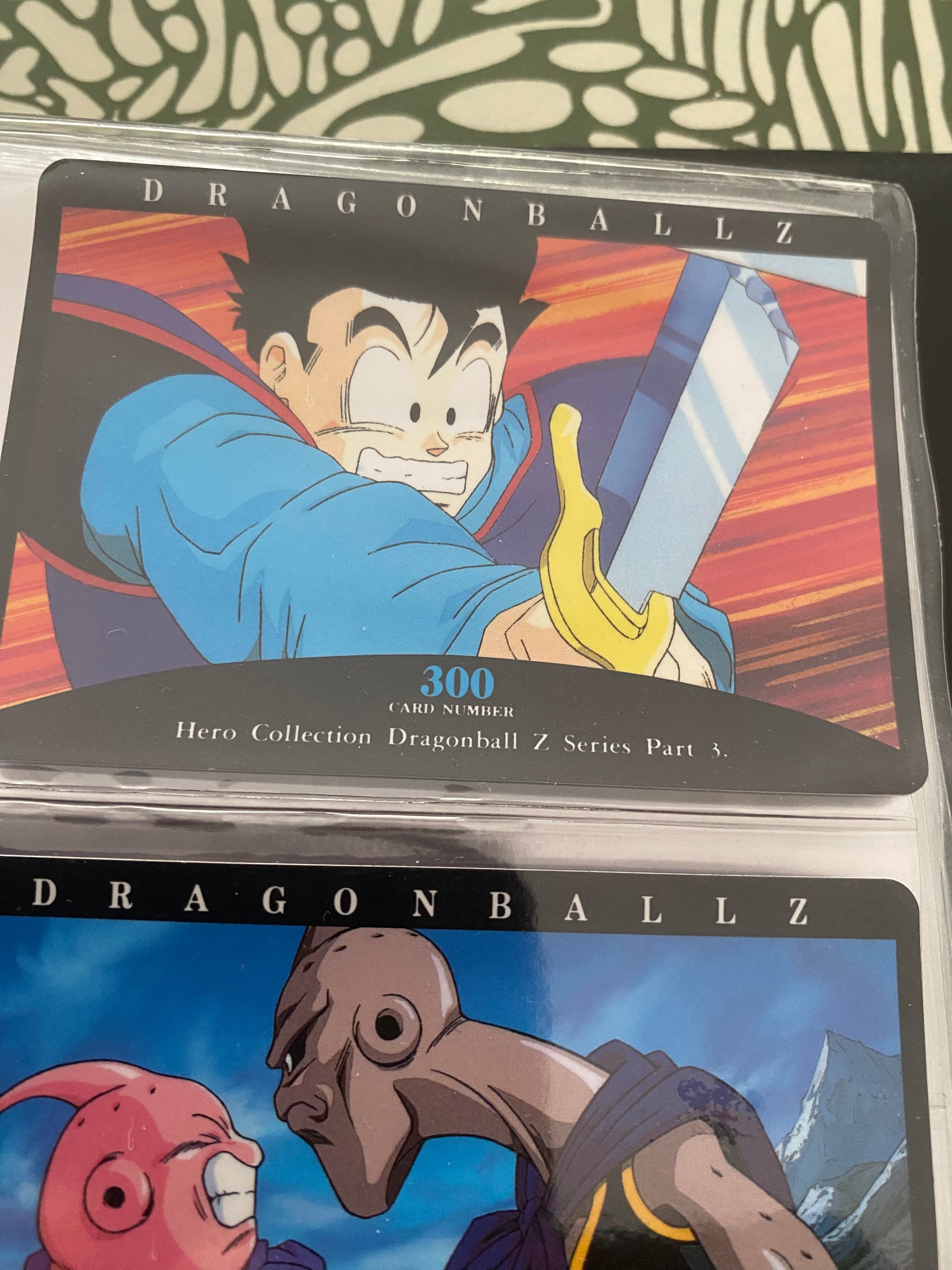 Dragon Ball Z part. 3. Lot de 4 cartes de collection numéro 300. 301.302.303.