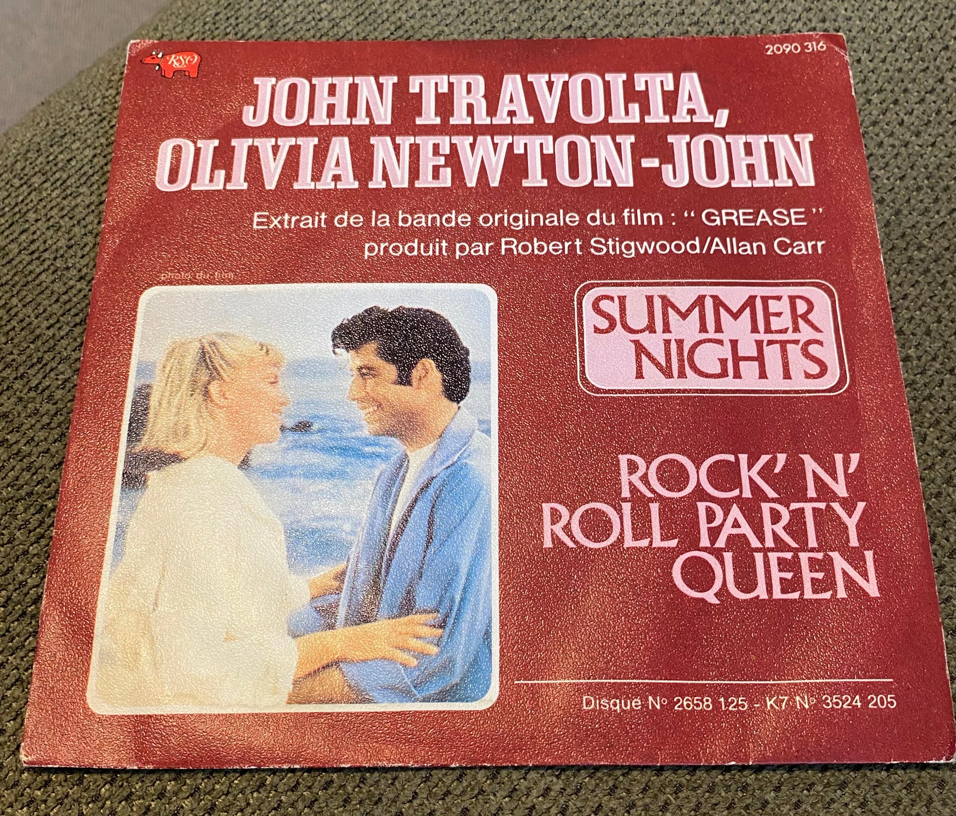 Disque vinyle 45 tours John Travolta Olivia Newton-John film Grease