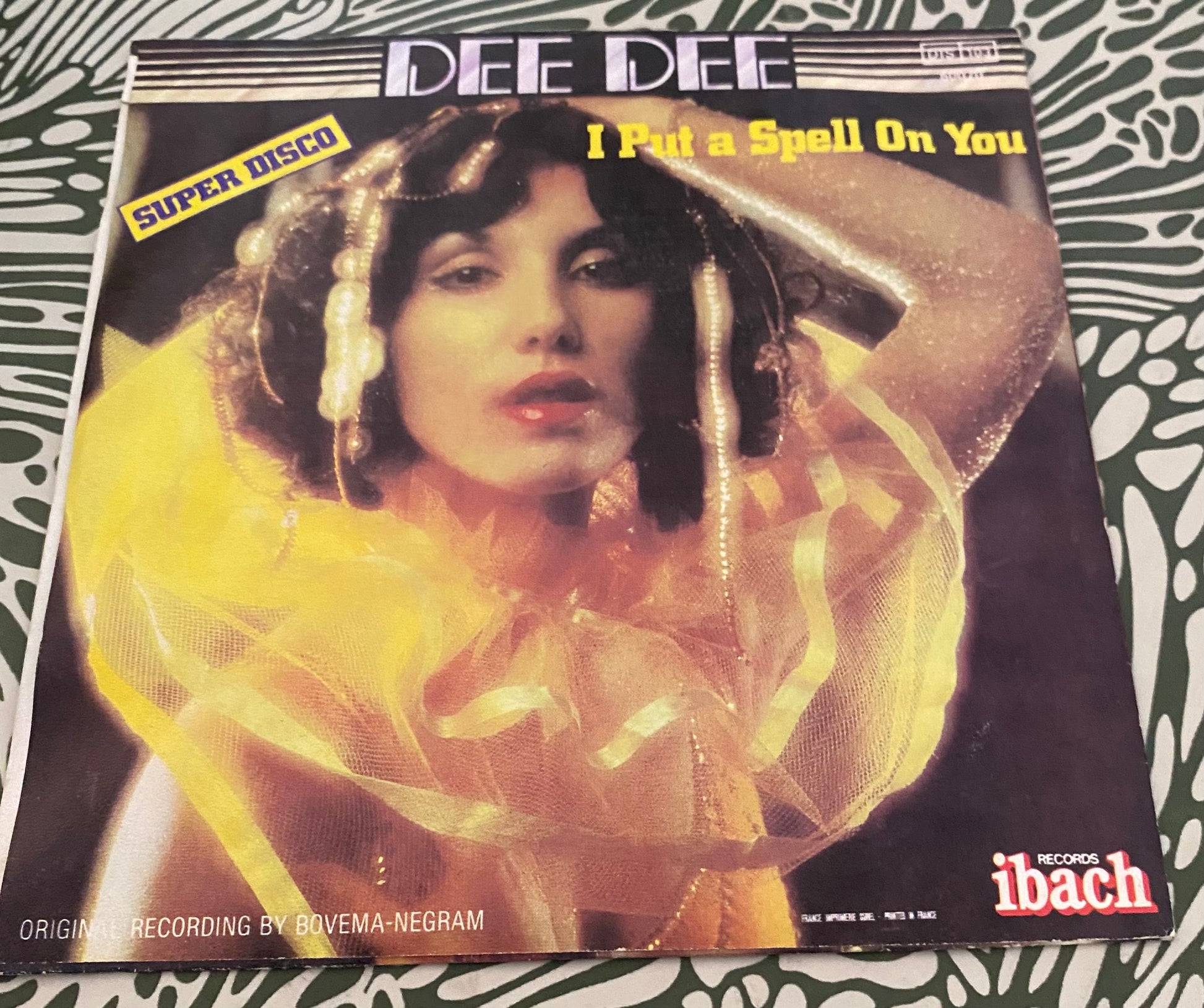 Disque vinyle 45 tours Dee Dee. I put a spell on you