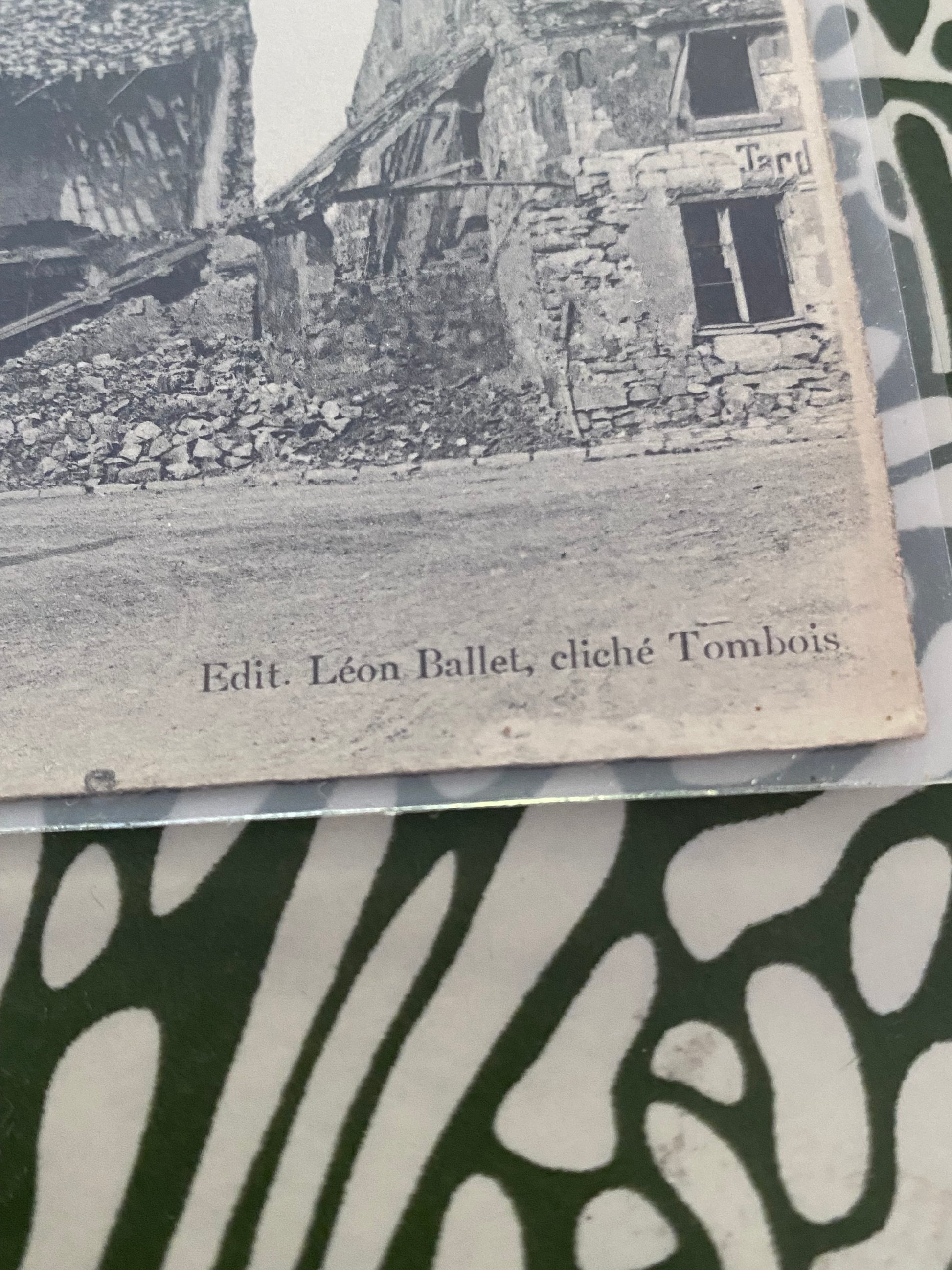 Carte postale ancienne deuxième victoire de la Marne. Saponay près Fère en Tardenois. Dans une pochette de protection
