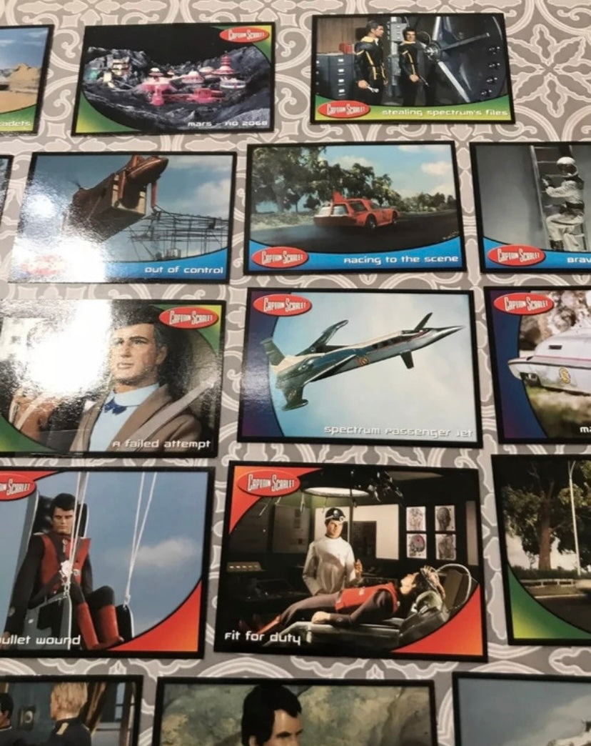 Images cartes anciennes de collection Captain Scarlet. Thunderbird. Lot de 29