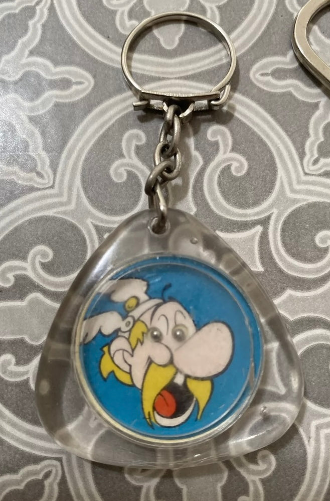 Portes clefs Journal Pilote Astérix avec billes et Michel Tanguy Lot de 2