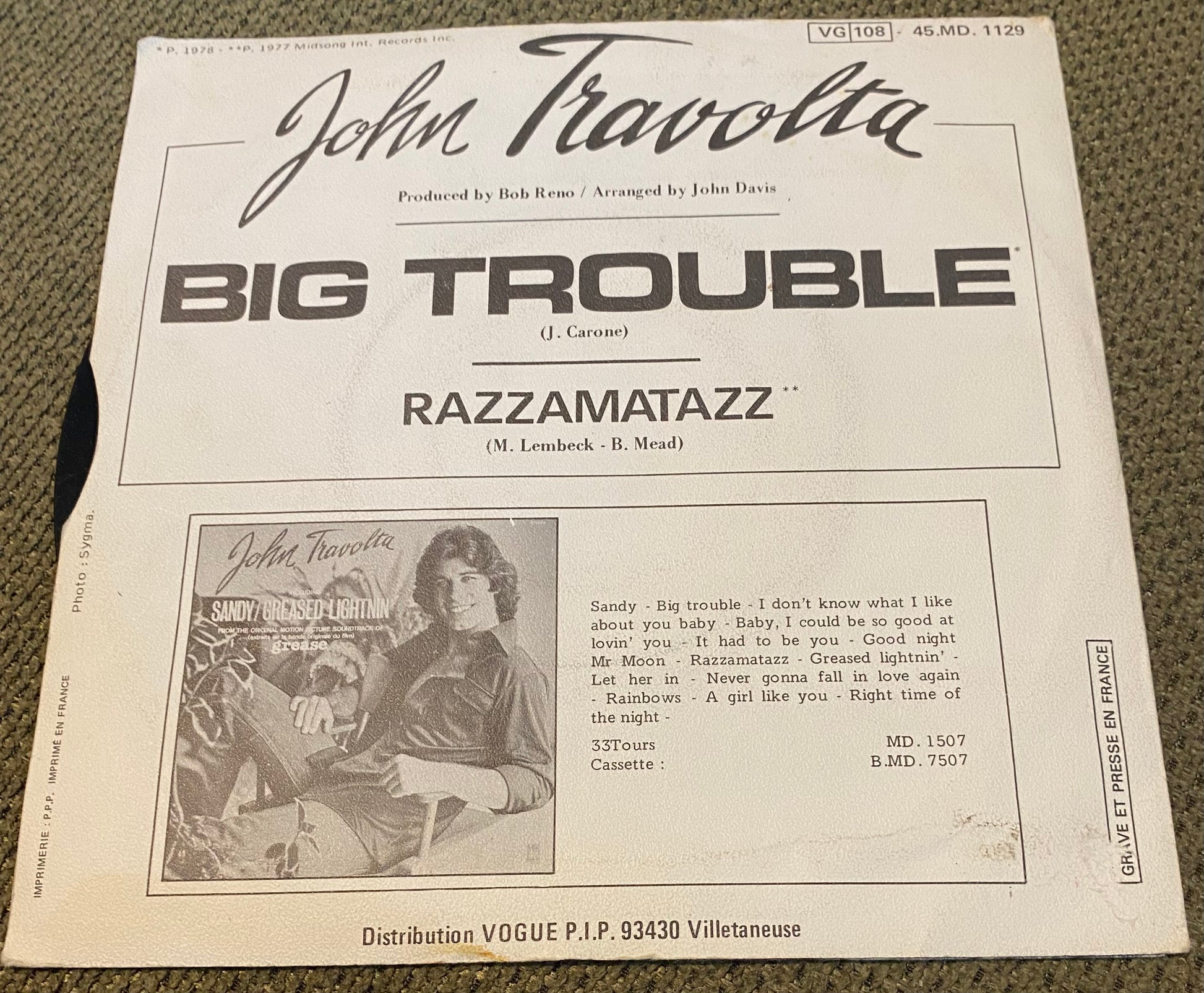 Disque vinyle 45 Tours John Travolta. Big trouble