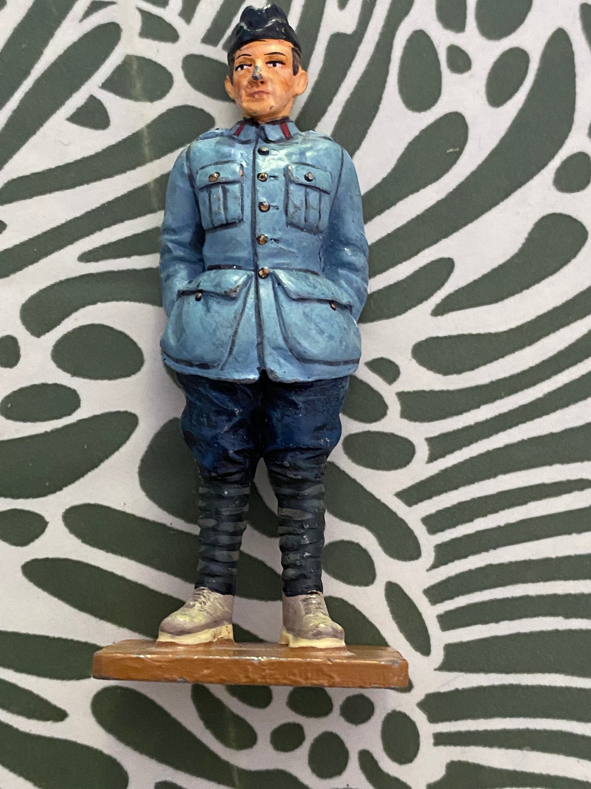 Figurine ancienne Delprado Capitaine Guynemer en plomb.
