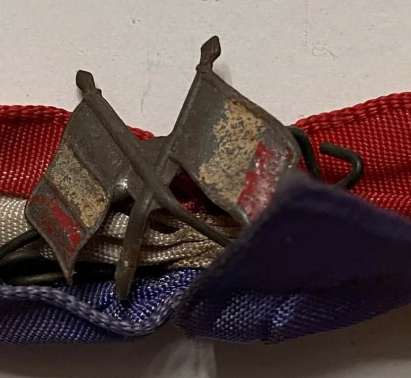 Broche ancienne Libération de Paris 2ieme guerre mondiale