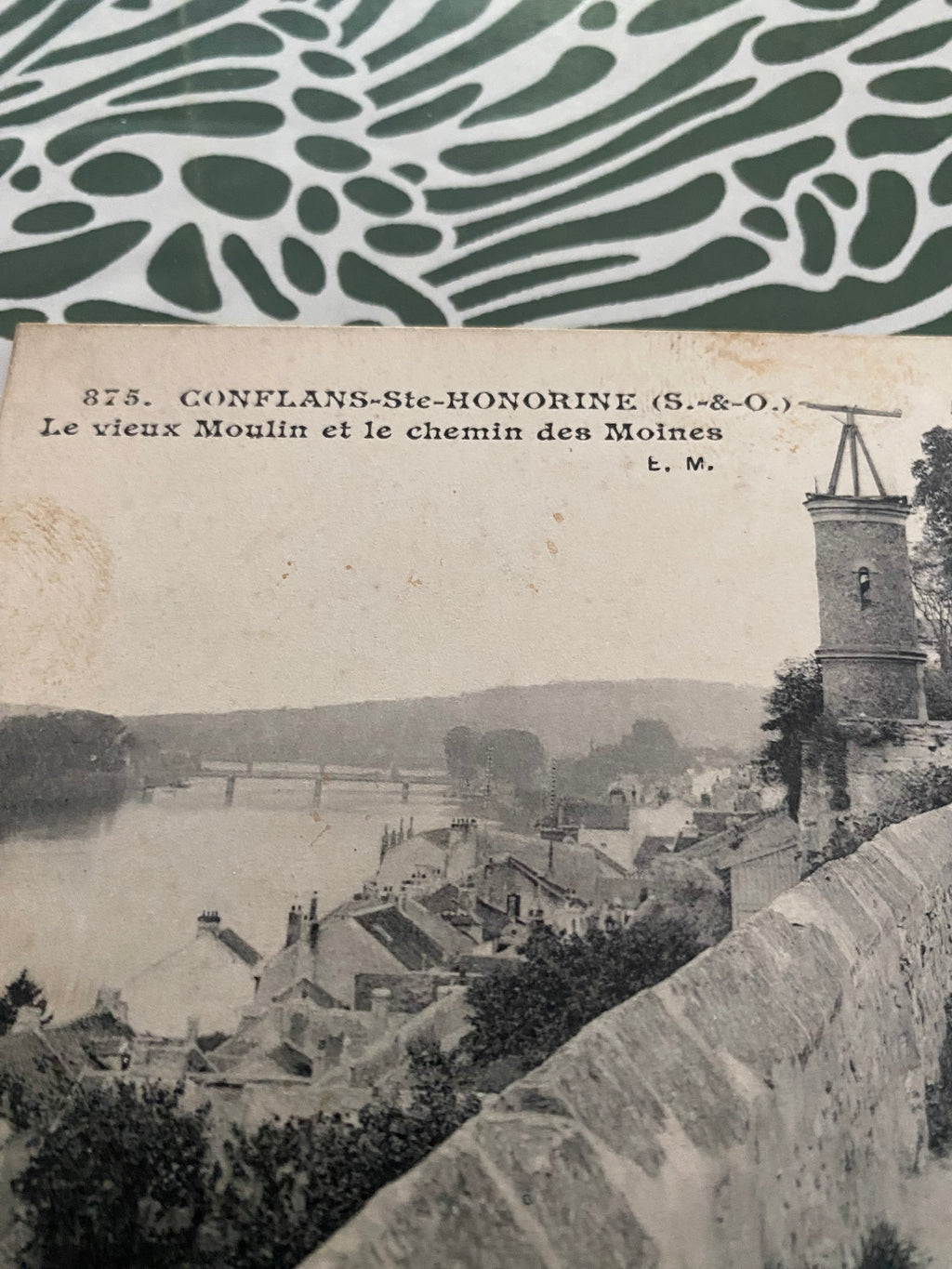 Carte postales ancienne Conflans-Sainte-Honorine. Le vieux moulin et le chemin des moines