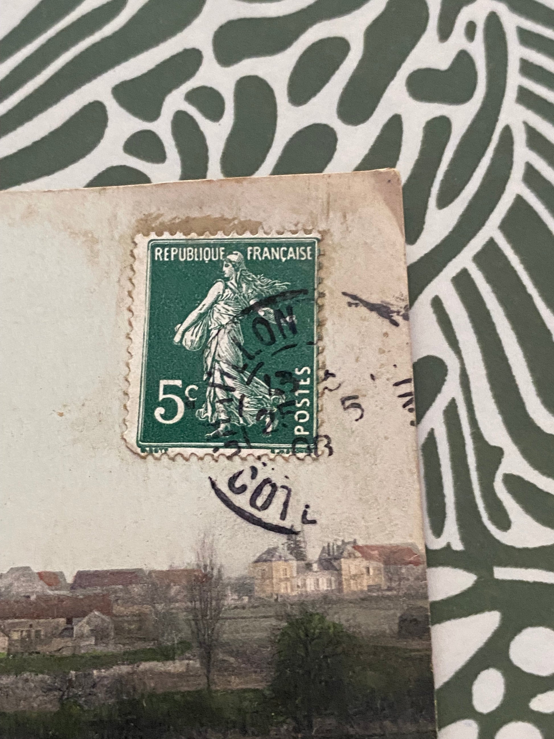 Carte postale ancienne Cérilly. Vue générale
