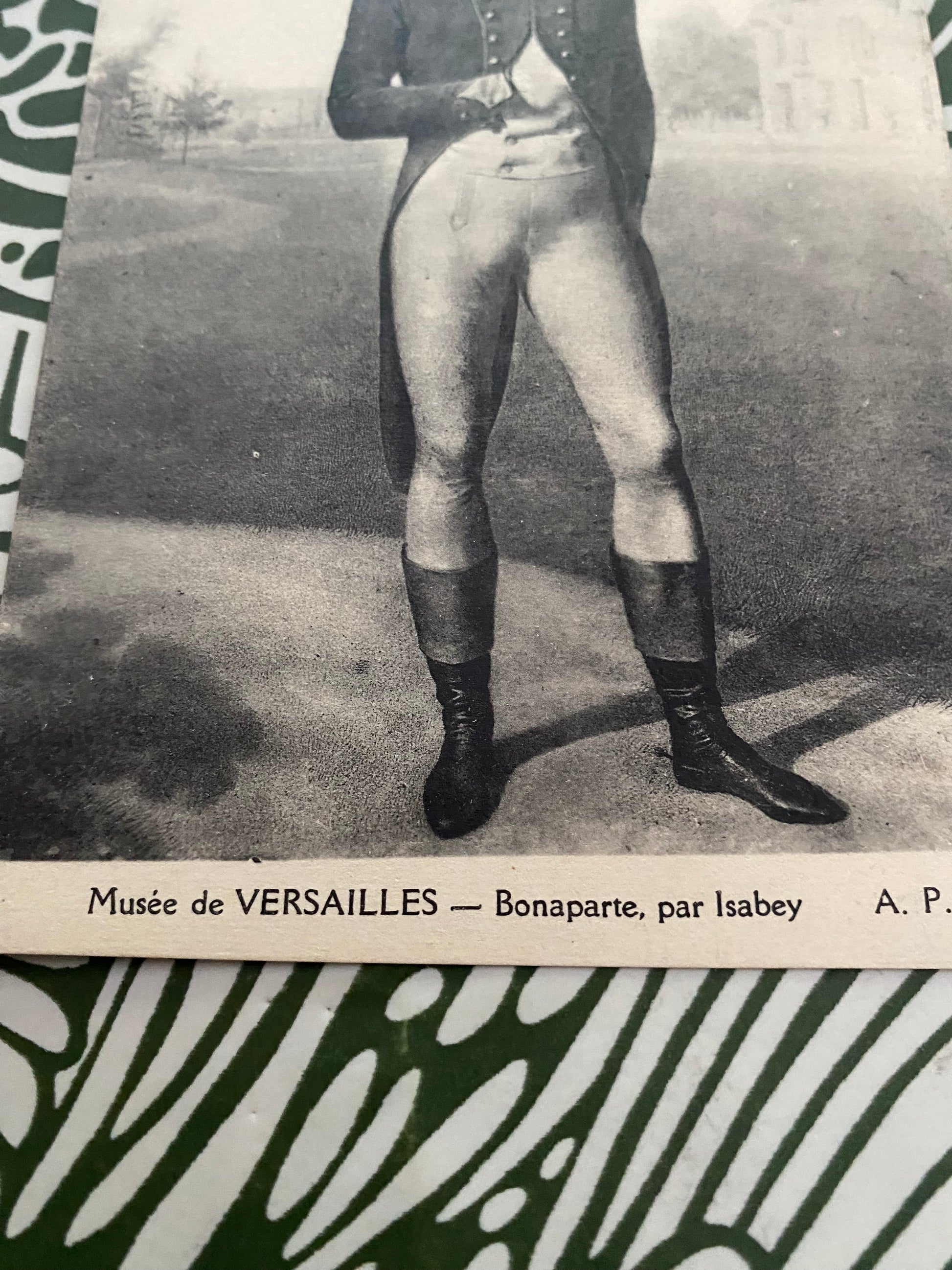 Carte postale Musée de Versailles. Bonaparte par Isabey