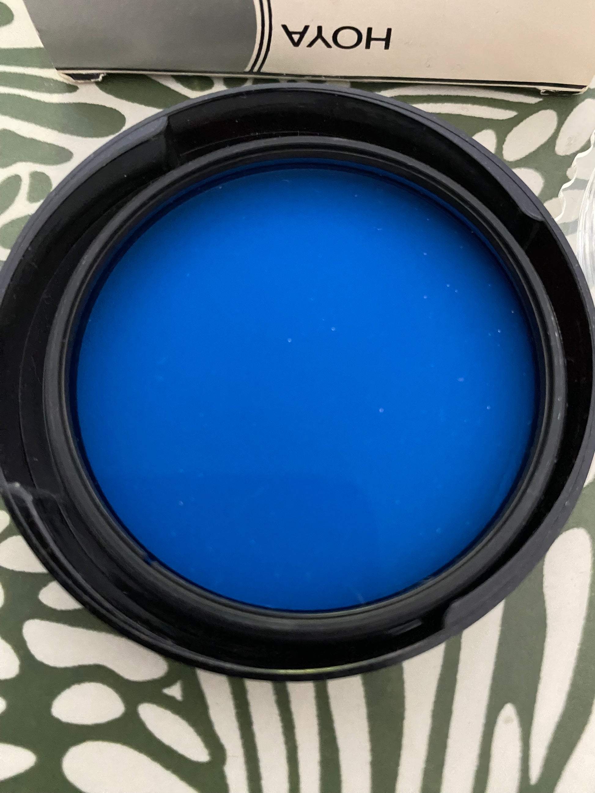 Filtre ancien pour objectif appareil photo. HOYA Filter bleu