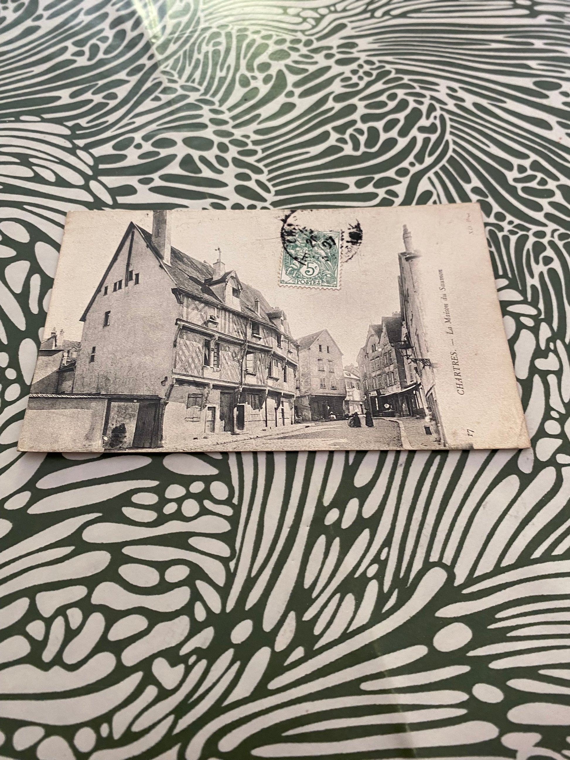 Carte postale ancienne Chartres. La maison du Saumon