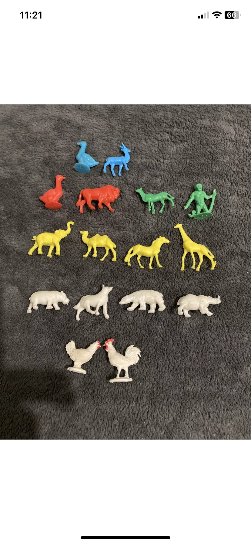 Figurines publicitaires monochromes animaux Lot de 16