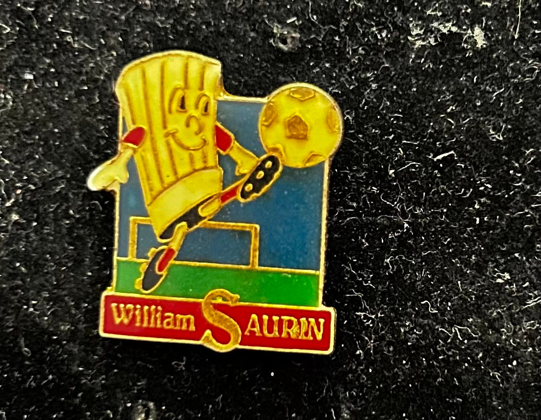 Pin’s vintage William Saurin. Foot