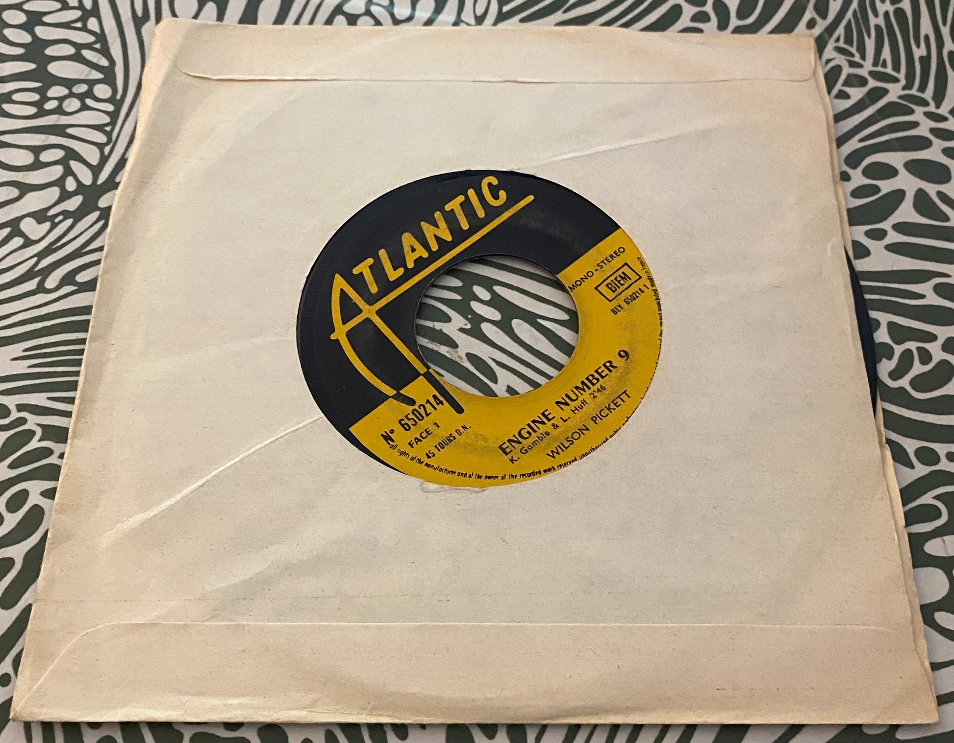 Disque vinyle 45 tours Wilson Pickett. Engine number 9.