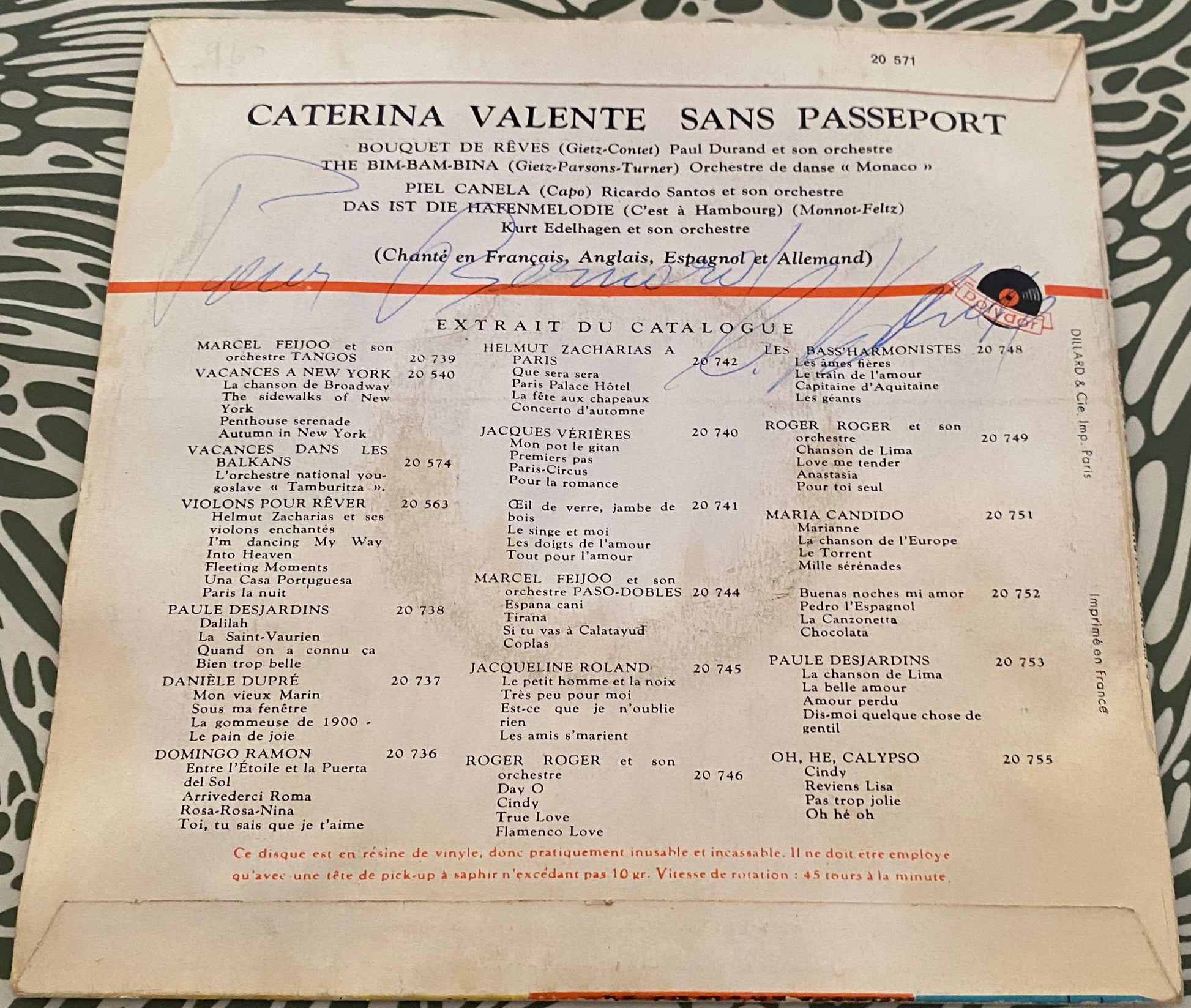 Disque vinyle 45 tours Caterina Valente. Sans passeport