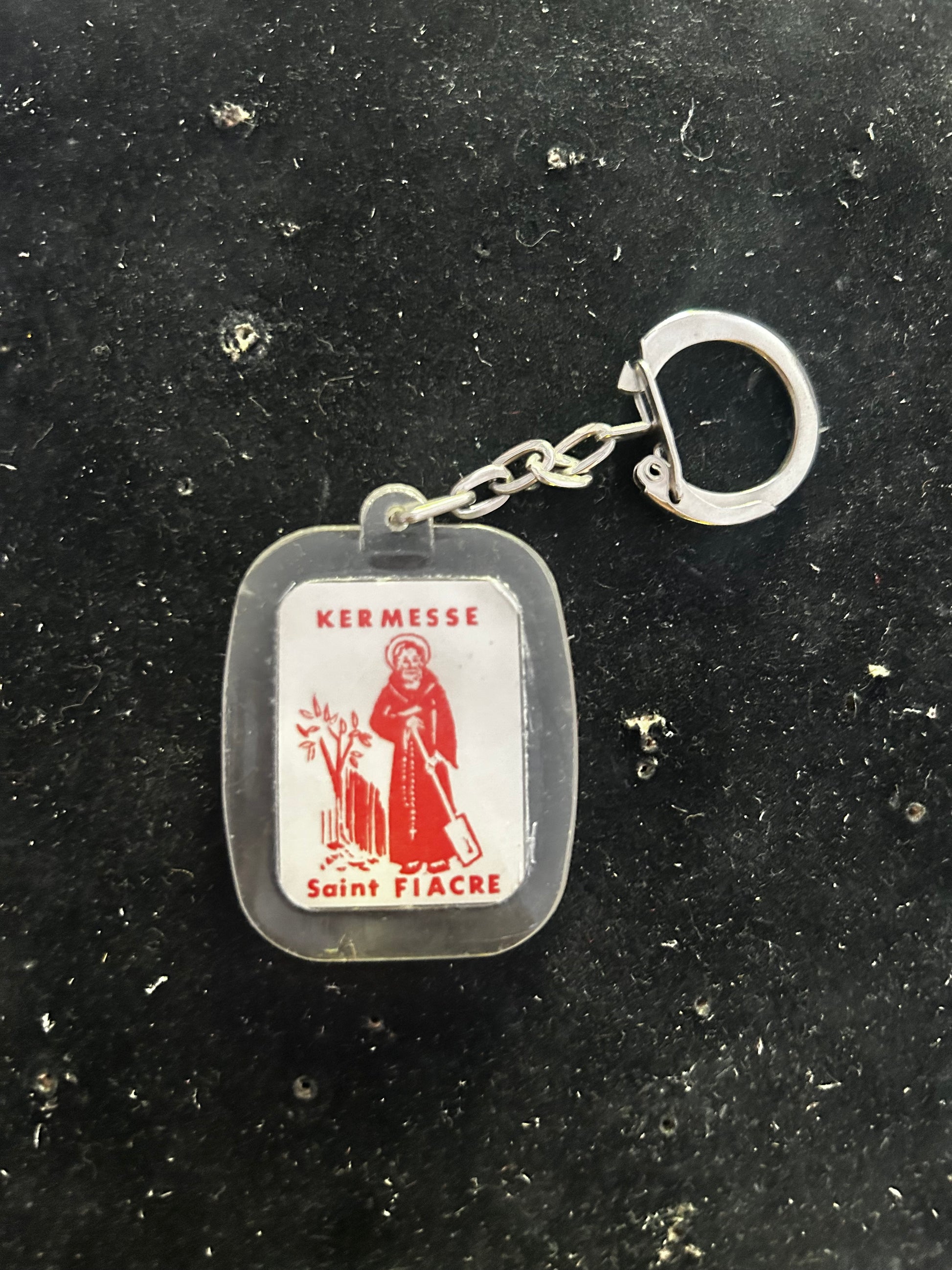 Porte clefs Paroisse Notre Dame Thionville 3 et 4 septembre 1966