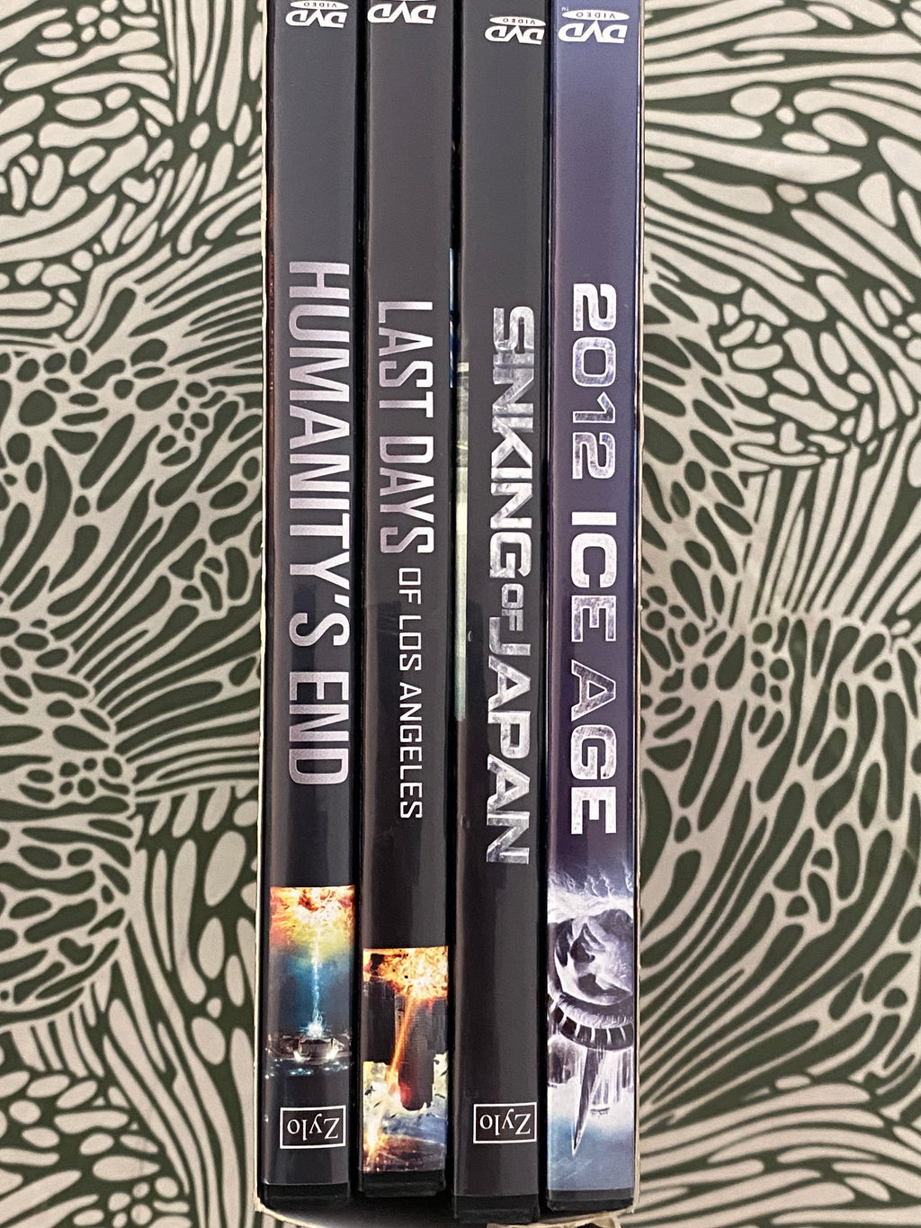 DVD coffret 4 film. 2012 Ice Age. Humanity’s End. sinking of Japan. Last Days of Los Angeles