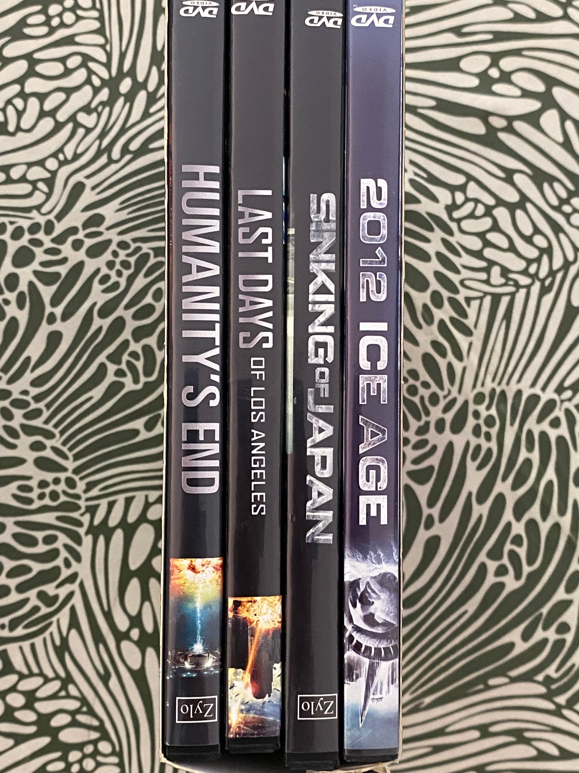 DVD coffret 4 film. 2012 Ice Age. Humanity’s End. sinking of Japan. Last Days of Los Angeles