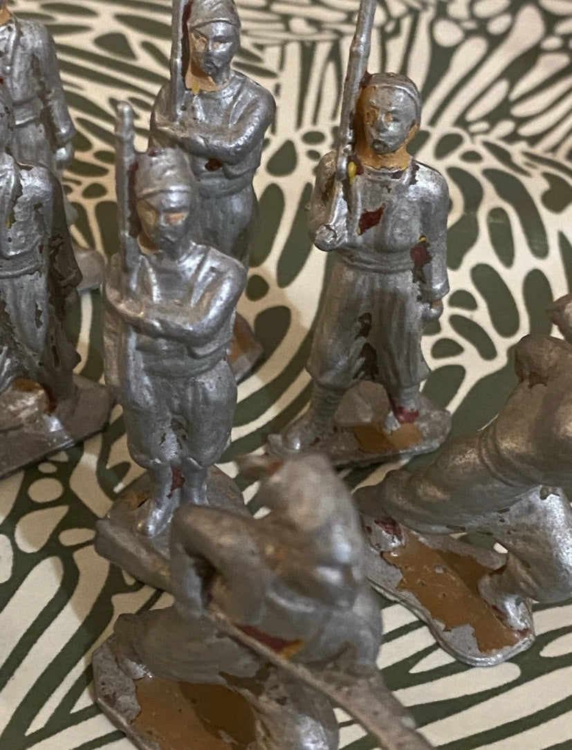 Figurines anciennes marque DC. Zouaves Lot de 9.