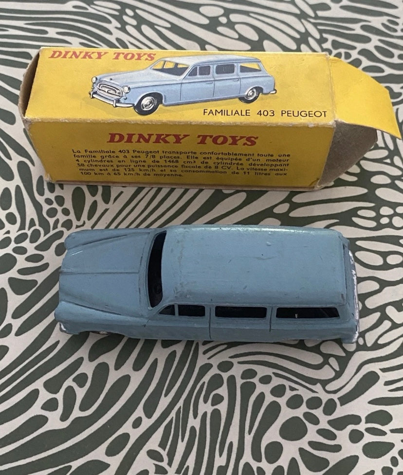 Dinky Toys voiture ancienne Familial 403 Peugeot U5 dans sa boîte d’origine