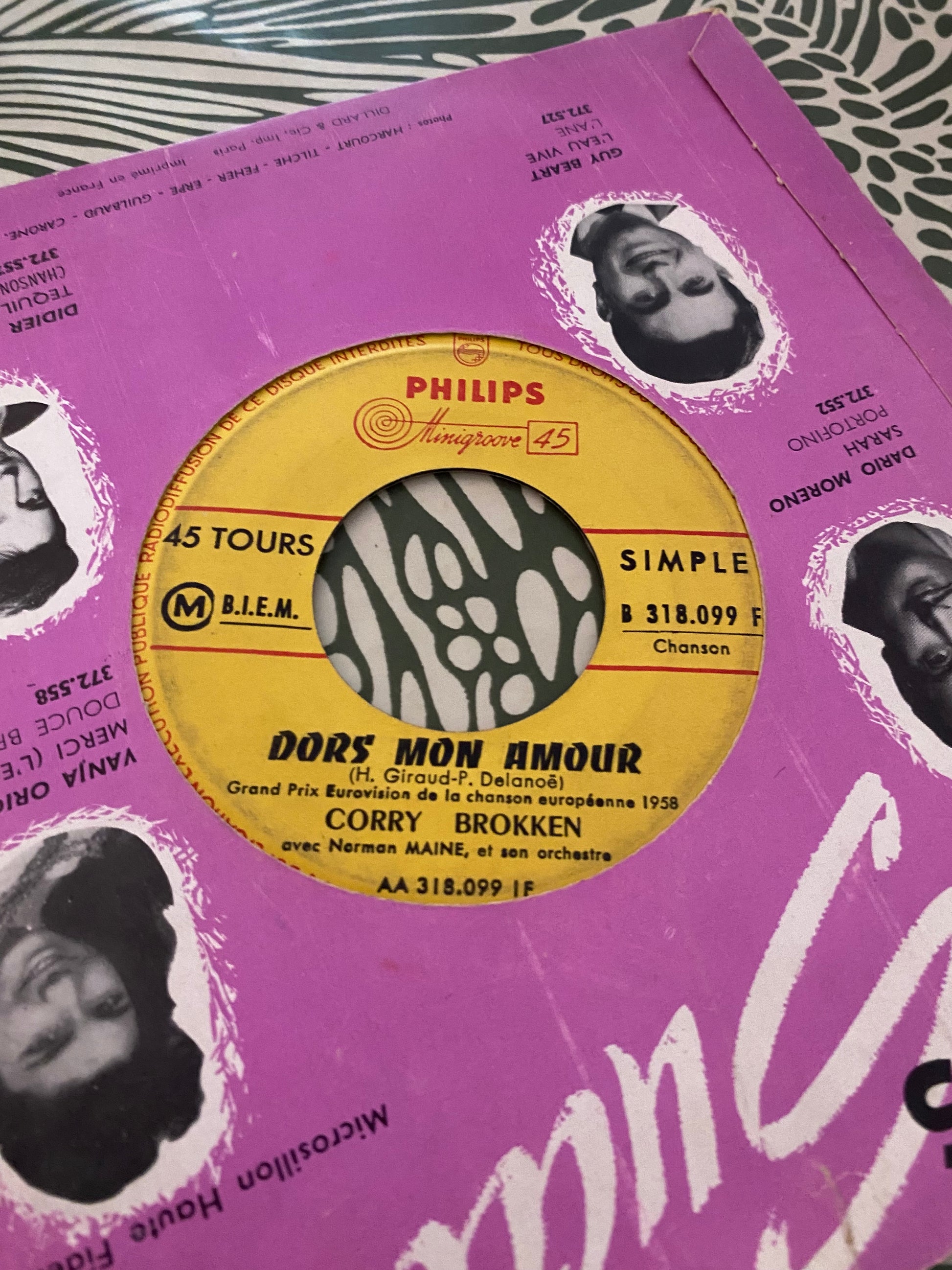 Disque vinyle 45 Tours Corry brokken. Toi mon cœur, tu sais