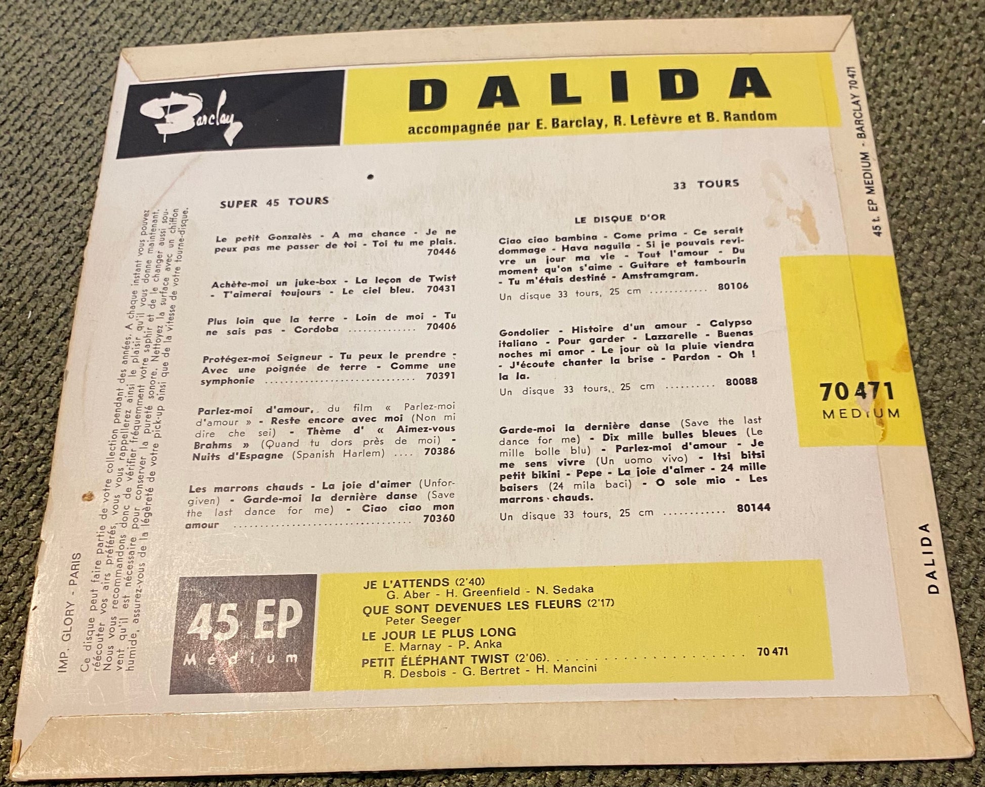 Disque vinyle 45 tours Dalida. Je t’attends