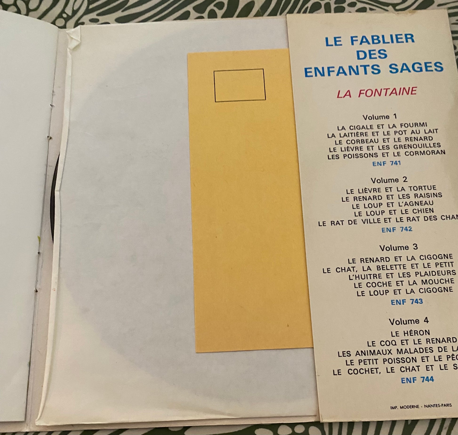 Disque vinyle 45 Tours. Le sablier des enfants sages. 5 fables de La Fontaine