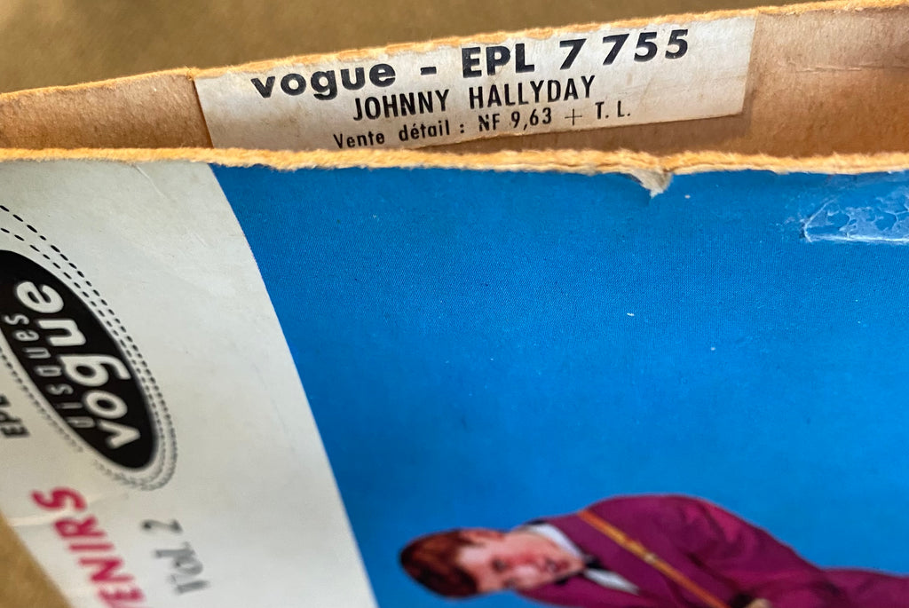Disque vinyle 45 tours Johnny Hallyday. Souvenirs Souvenirs