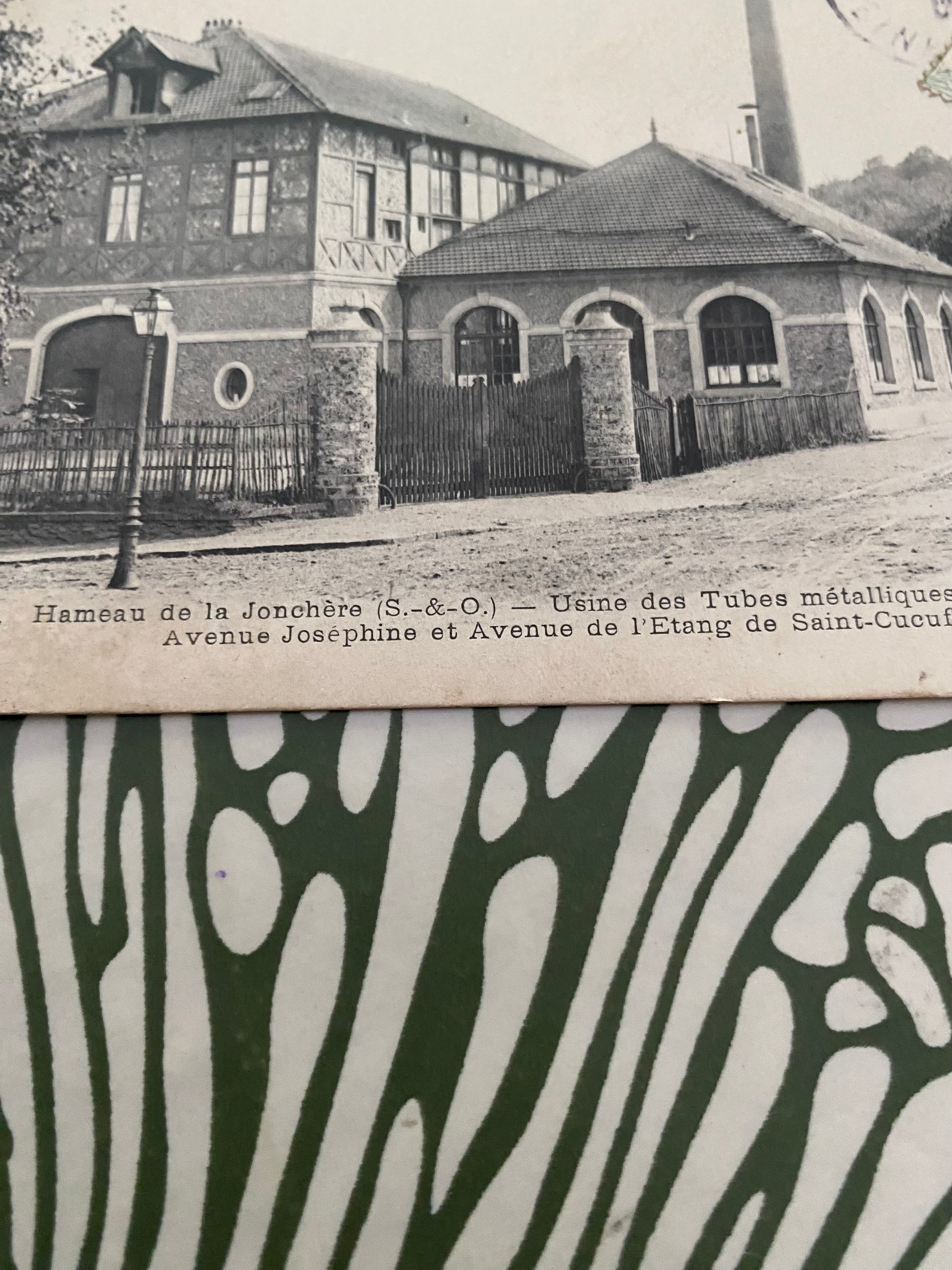 Carte postale ancienne. Hameau de la Jonchère. Usine de tubes Métalliques et souples. Avenue Josephine.