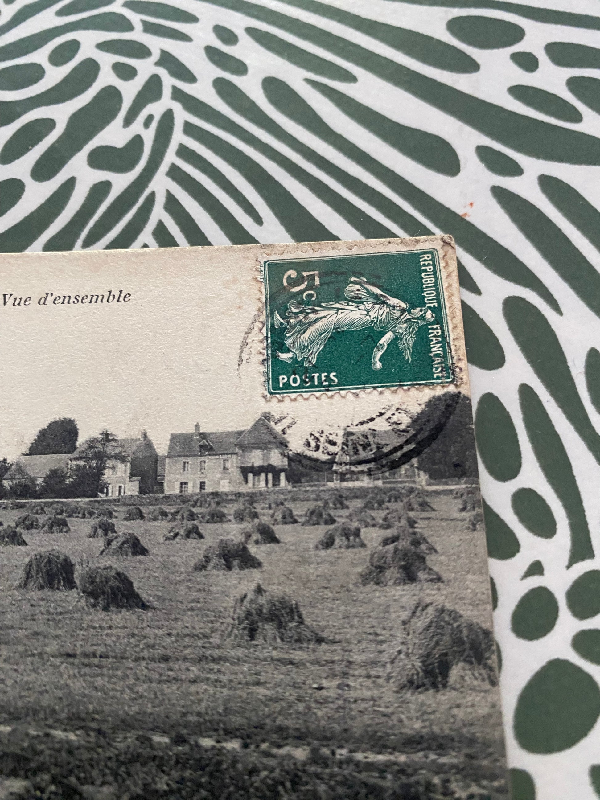 Carte postale ancienne Coignieres vue d’ensemble