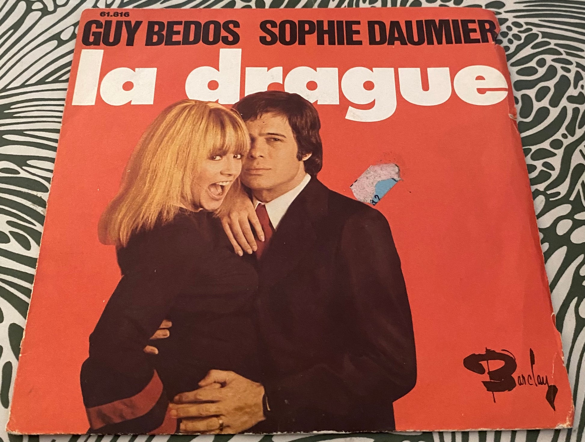 Disque vinyle 45 Tours Guy Bedos. Sophie Daumier. La drague 1973